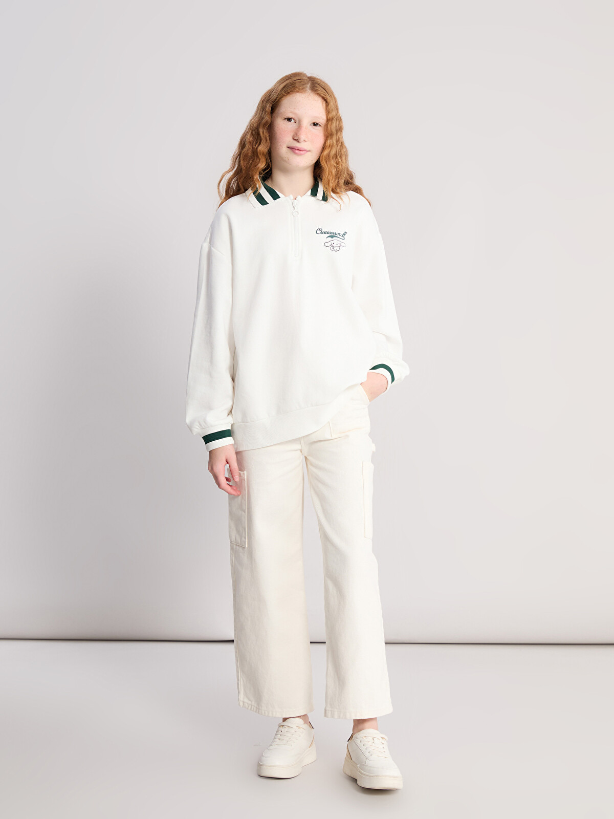 Mama05♡* LCW Kids Beyaz Polo Yaka Cinnamoroll Baskılı Kız Çocuk Sweatshirt