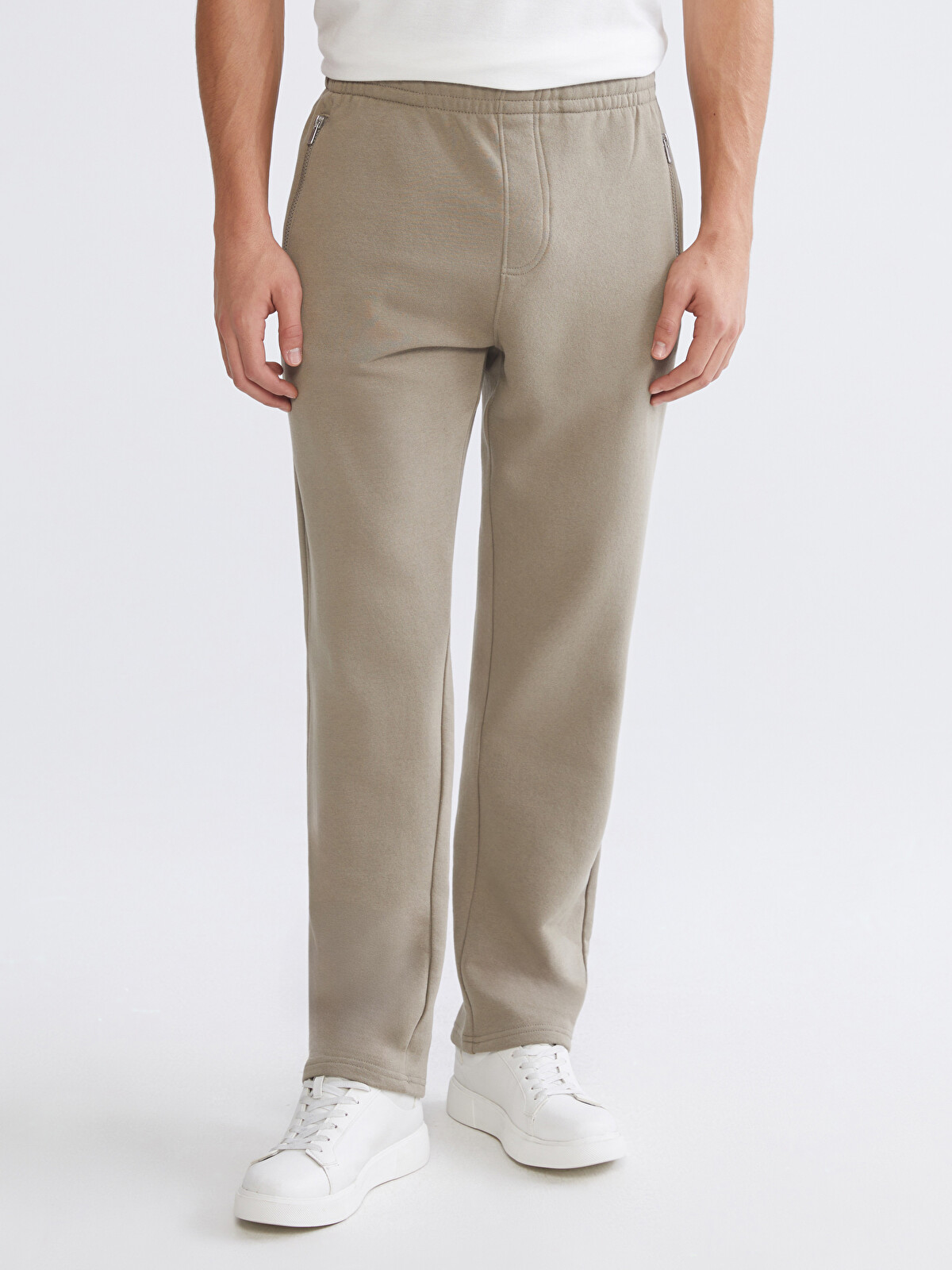 LCWAIKIKI Classic Men's Thick Sweatpants - W5AH29Z8-Z5L | LC Waikiki