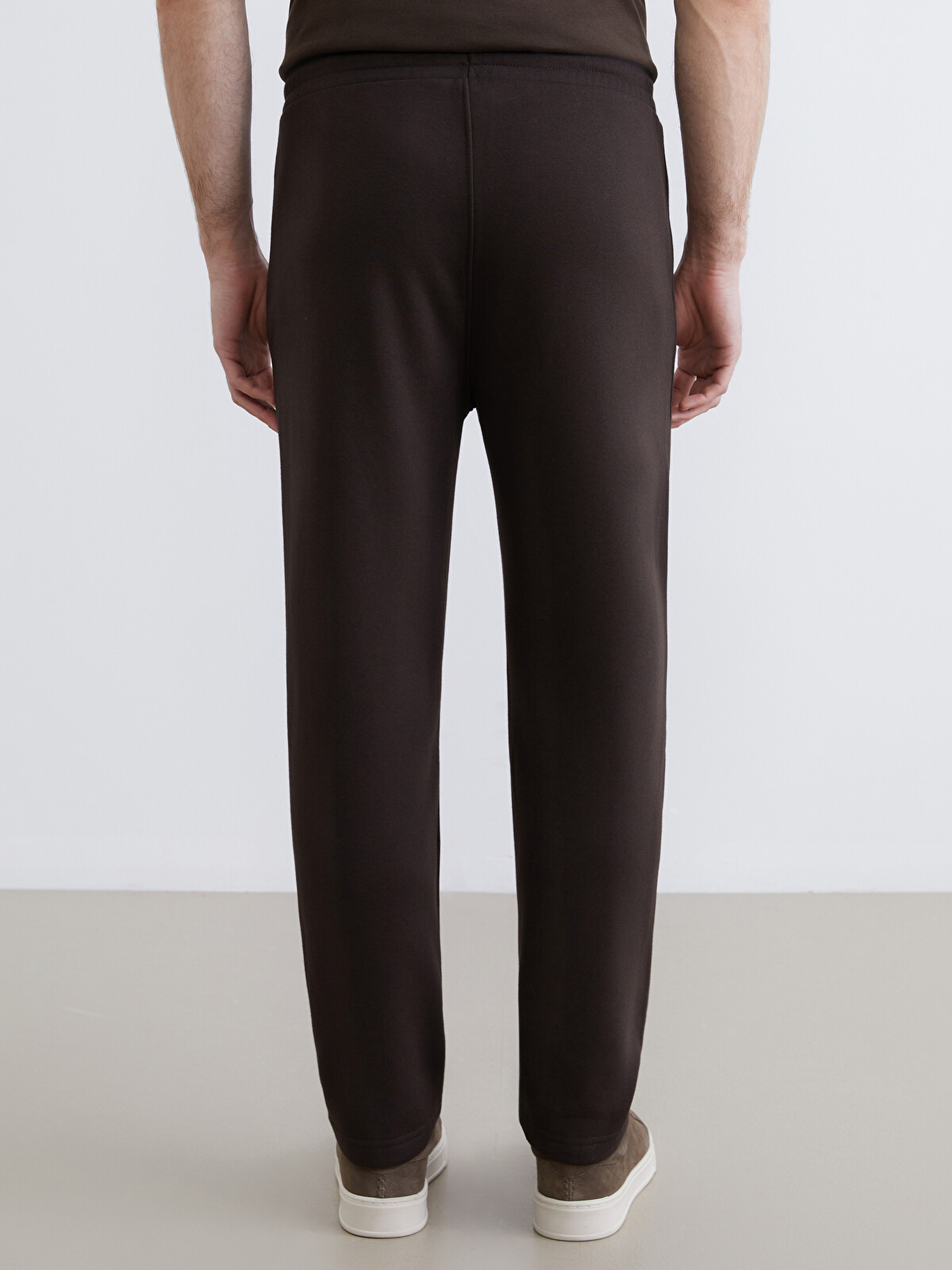 SOUTHBLUE Standard Fit Men's Sweatpants - W5BK10Z8-ZK5 | LC Waikiki