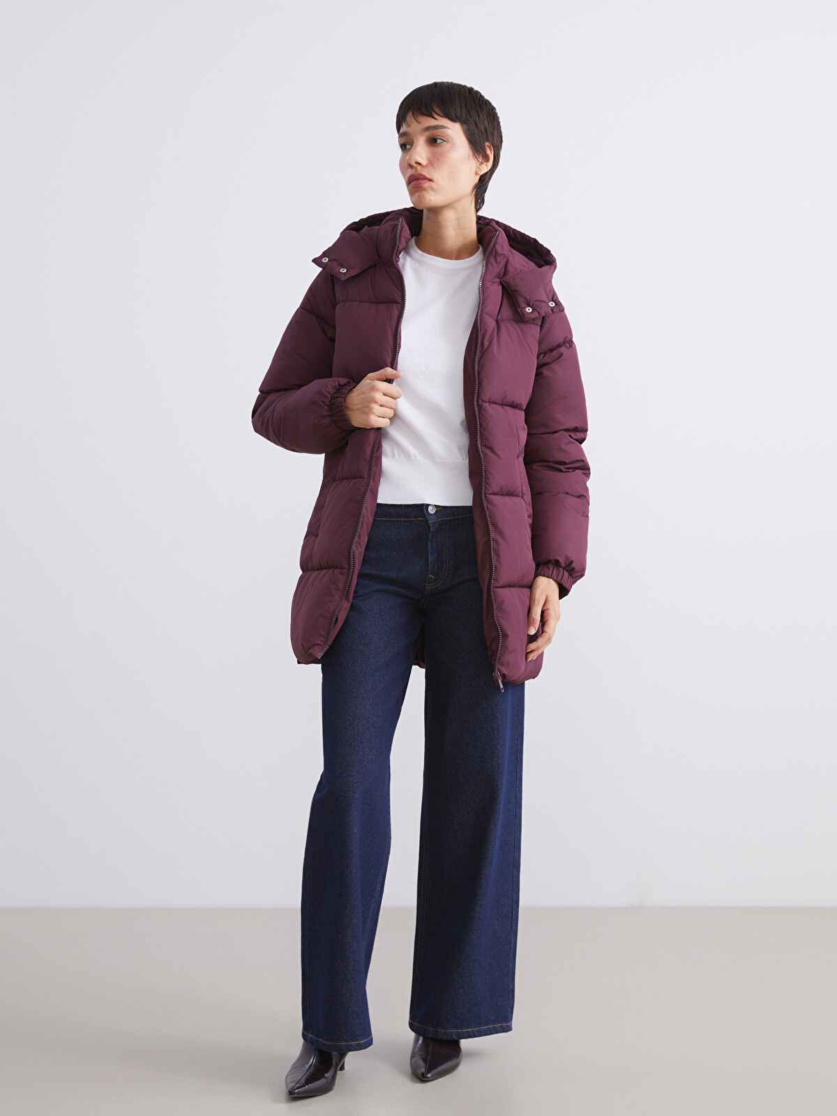 LCW Vision Hooded Women's Puffer Coat - W5BV52Z8-JAV | LC Waikiki