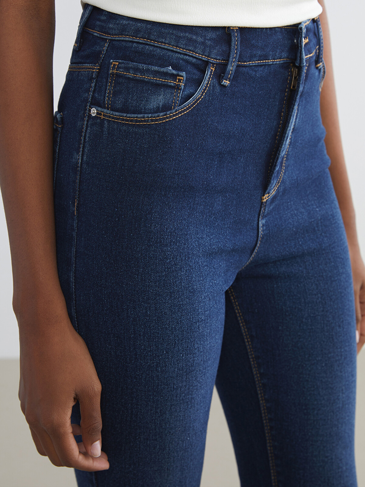 LCWAIKIKI Classic İndigo Denim Düz Dar & Slim Normal Bel Dar Paça