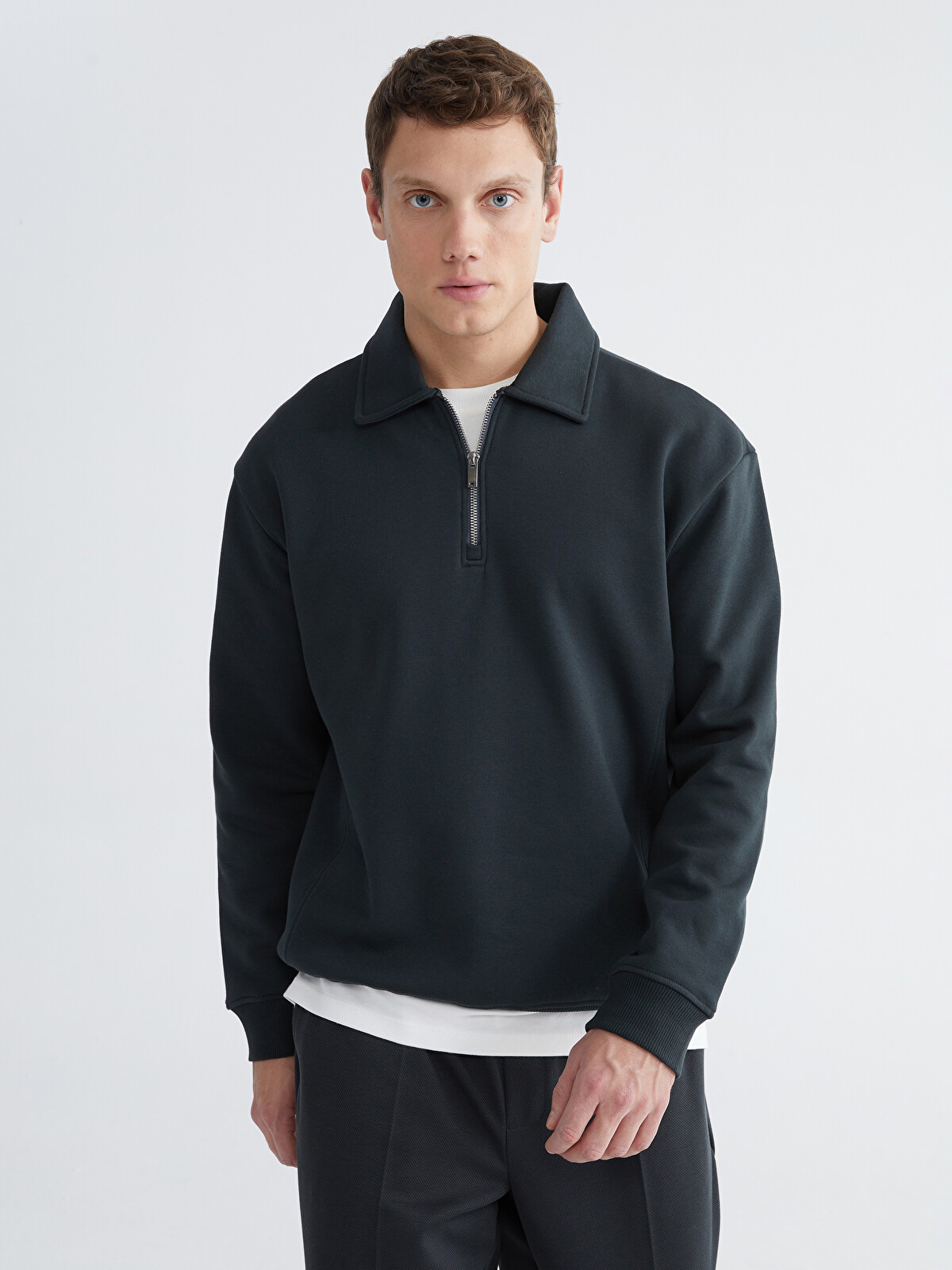 LCW Vision Polo Neck Men's Thick Sweatshirt - W5CD03Z8-R4P | LC
