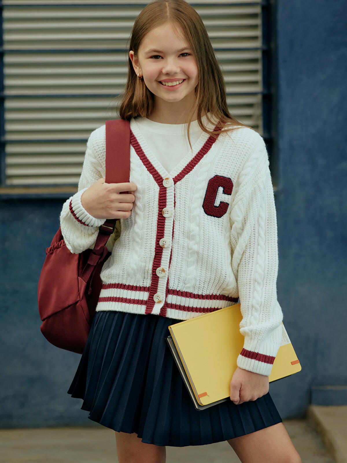 LCW Kids V Neck Girls' Knitwear Cardigan - W5CI76Z4-FES | LC Waikiki