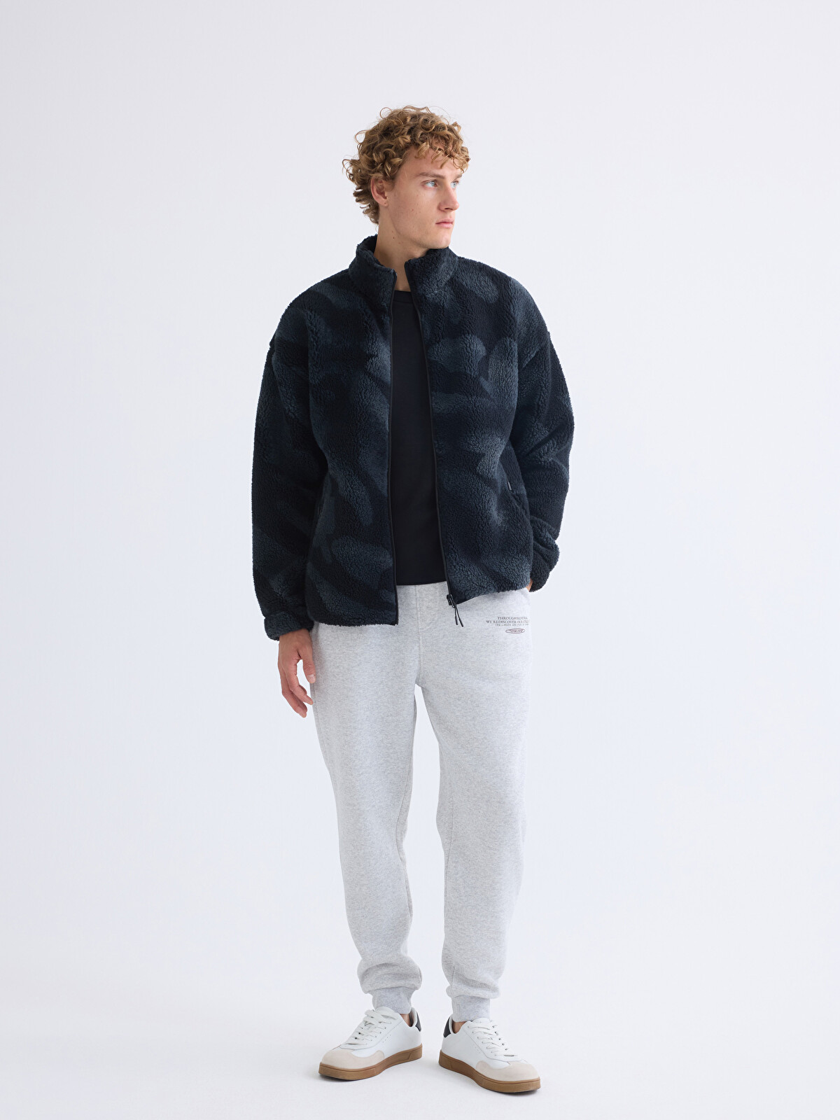XSIDE ACTIVE Siyah Dik Yaka Pelüş Erkek Fermuarlı Sweatshirt