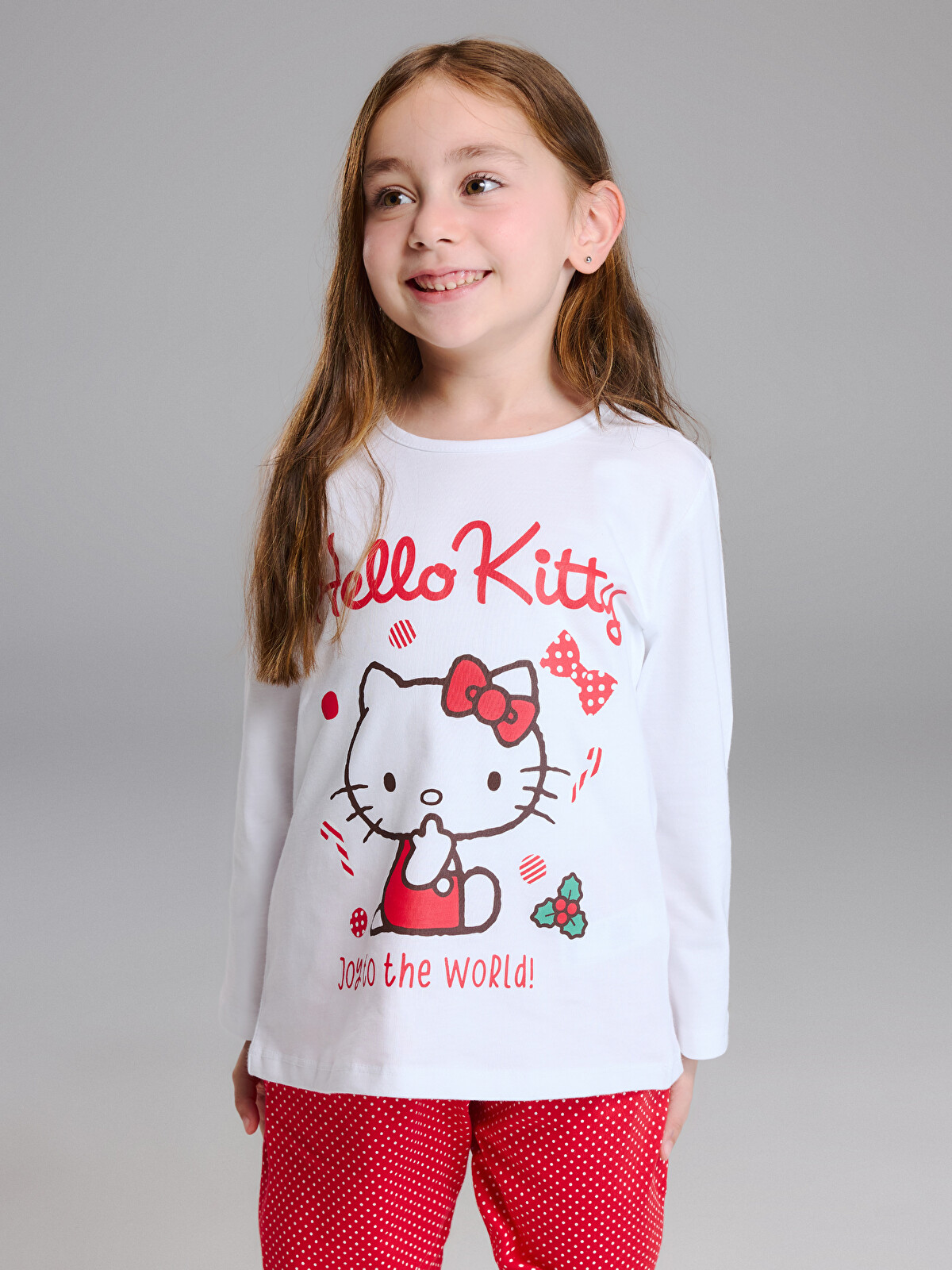 LCW Kids Bisiklet Yaka Hello Kitty Baskılı Kız Çocuk Pijama Takımı