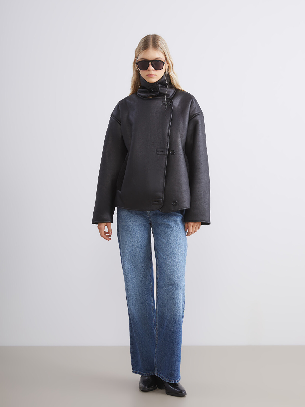 XSIDE Fur Collar Women's Faux Leather Coat - W5DP49Z8-CVL | LC Waikiki