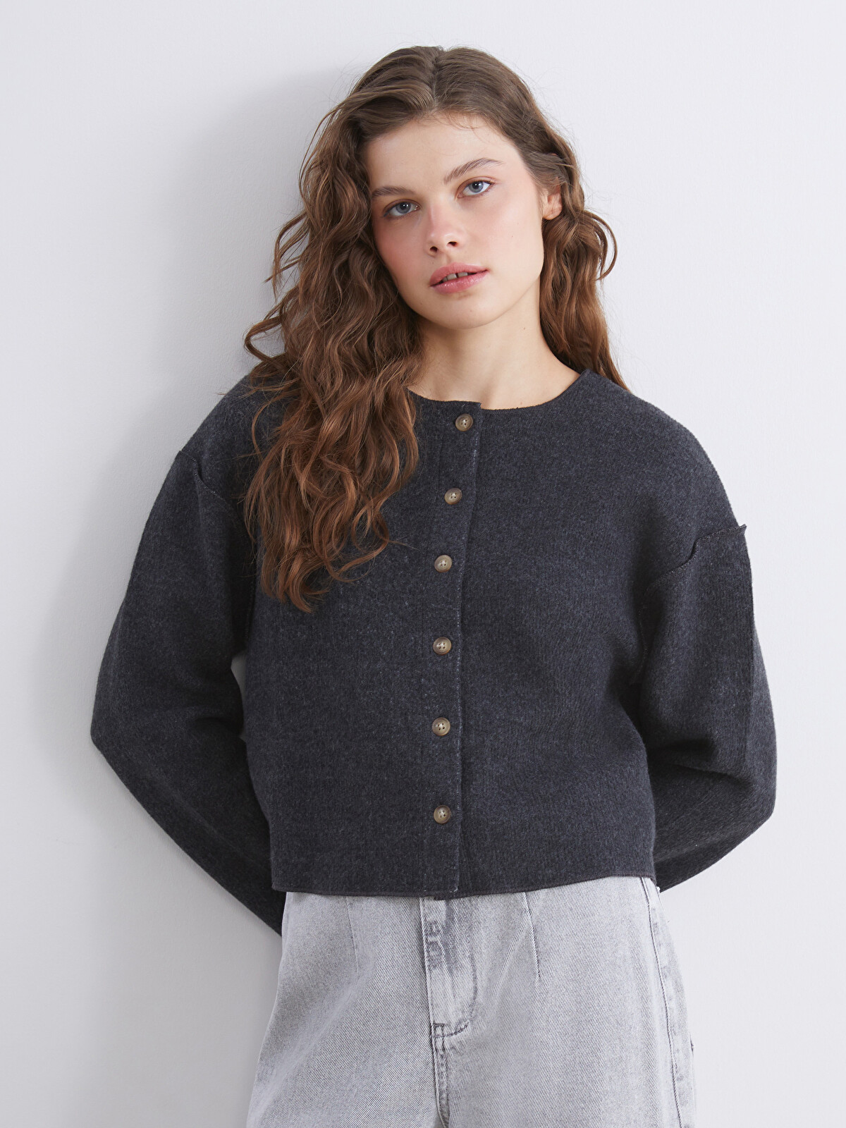XSIDE Crew Neck Women's Cardigan - W5ER67Z8-VDL | LC Waikiki