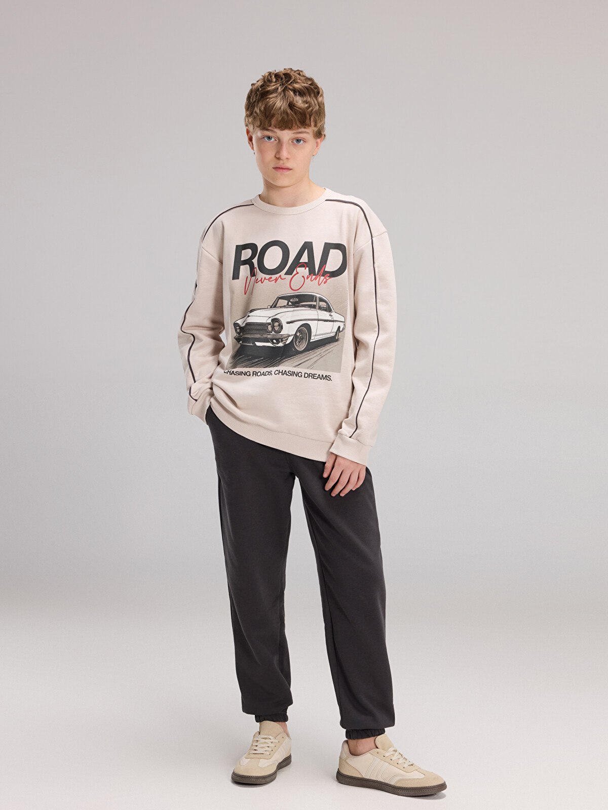 LCW Kids Baskılı Erkek Çocuk Sweatshirt ve Eşofman Altı - W5FI86Z4