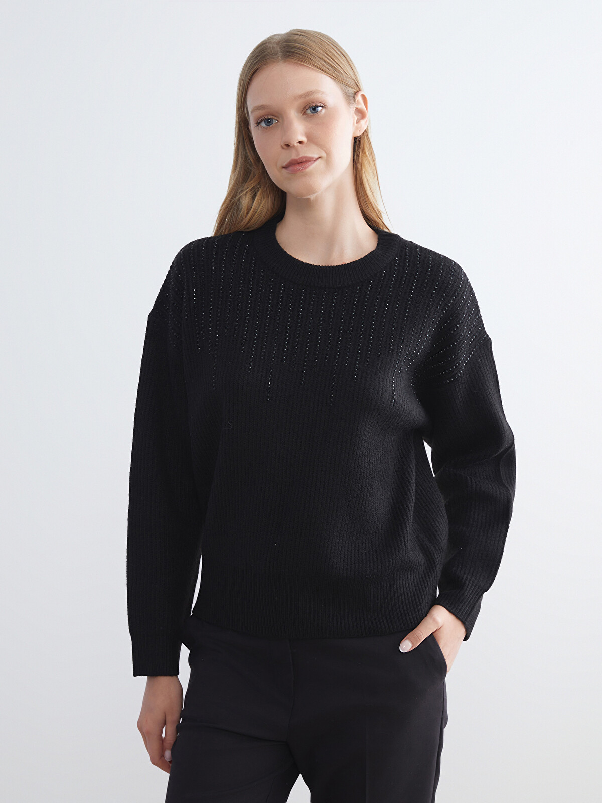 ⭐︎BRIEFING ⭐︎ MS WR CREW NECK KNIT ZOZO LCWAIKIKI Classic Crew Neck Rhinestone Embellished Women's Knit