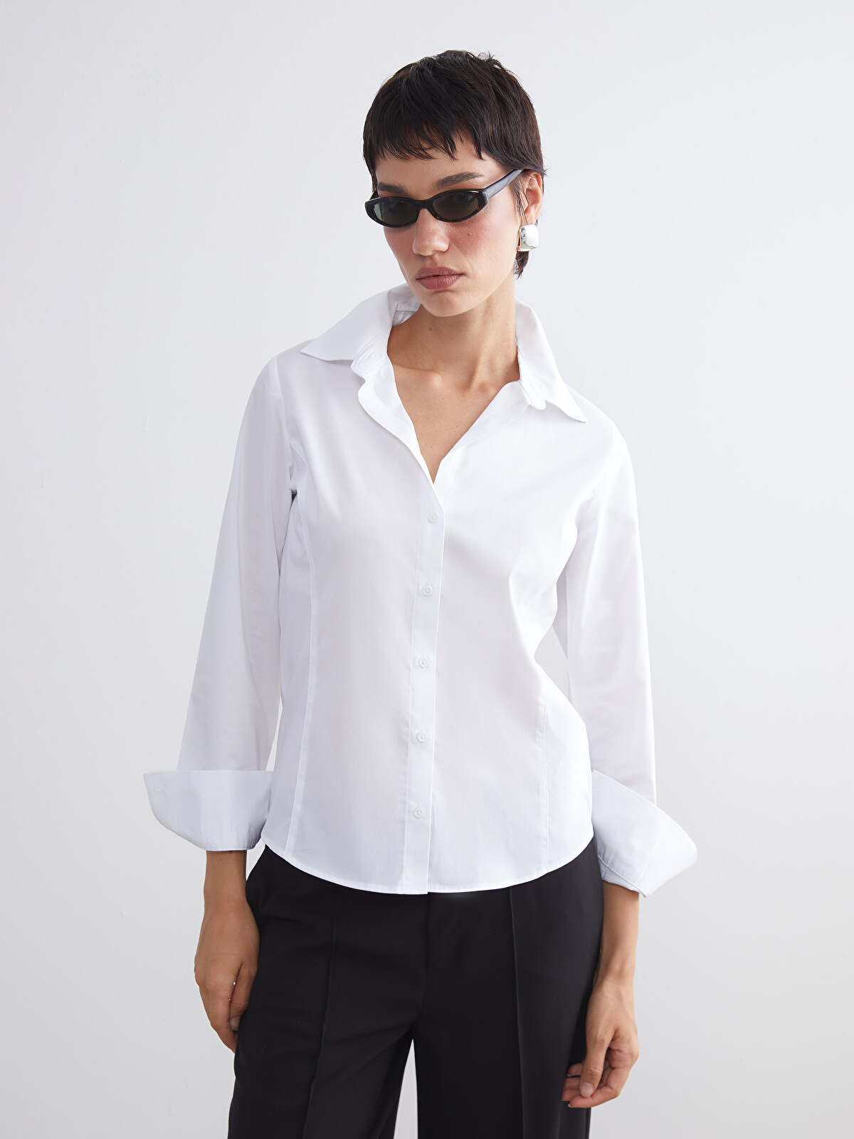 LCW Vision Poplin Women's Shirt - W5H164Z8-R9J | LC Waikiki