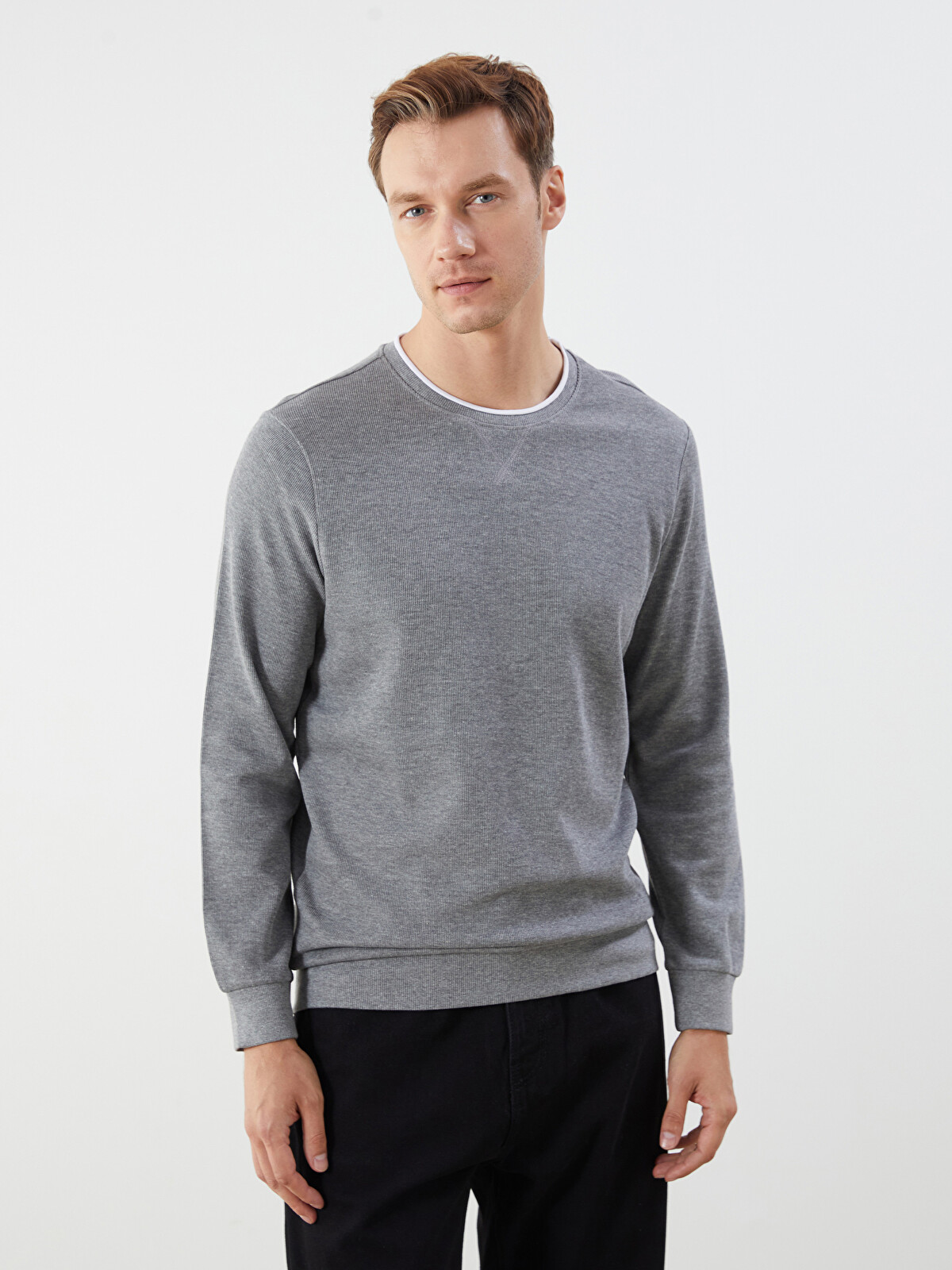 LCWAIKIKI Classic Bisiklet Yaka Erkek Sweatshirt
