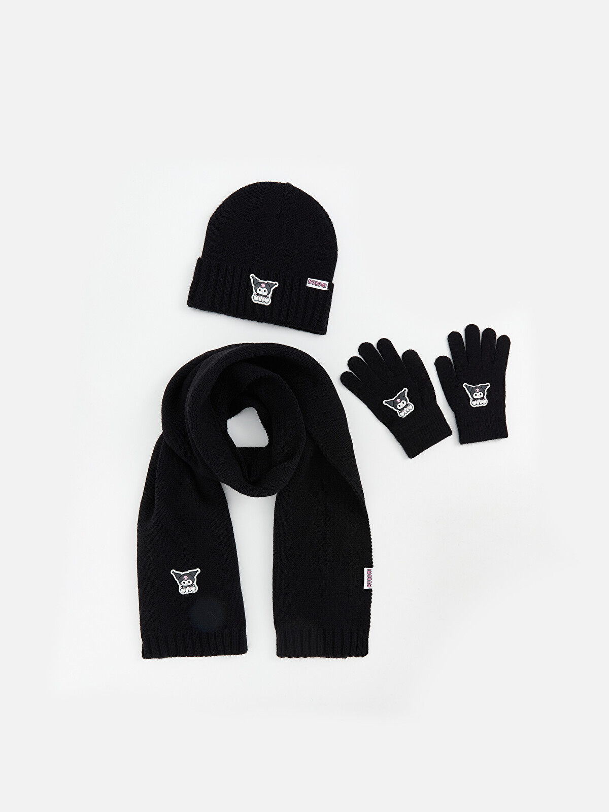LCW ACCESSORIES Kuromi Nakışlı Kız Çocuk Atkı Bere ve Eldiven Seti