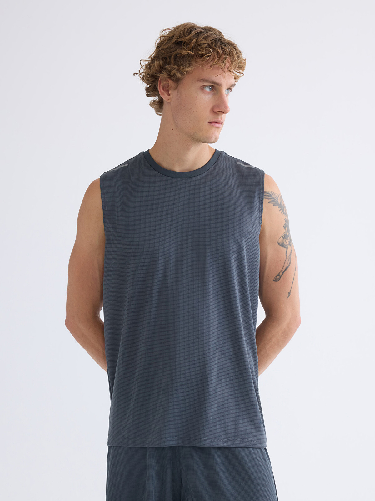 LCW ECO Crew Neck Men's Sleeveless T-Shirt - W5HK55Z8-LZF | LC Waikiki