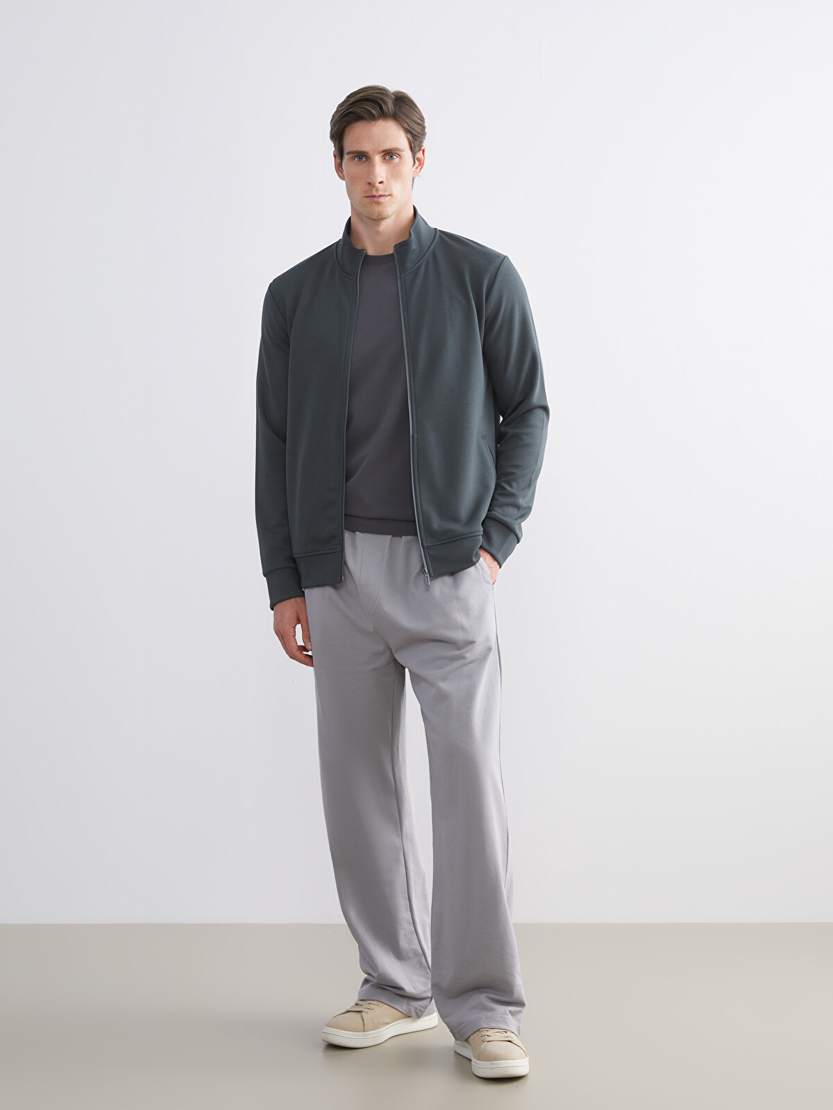 LCW ECO Baggy Fit Erkek Eşofman Altı - W5HO89Z8-YGE | LC Waikiki