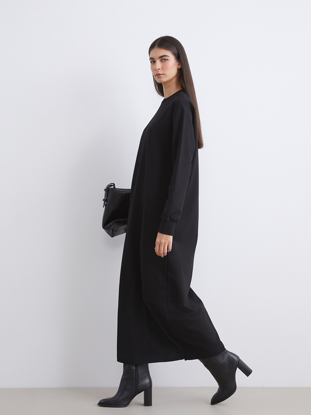 LCW Modest Siyah Bisiklet Yaka Sweatshirt Elbise - W5I479Z8-CVL | LCW