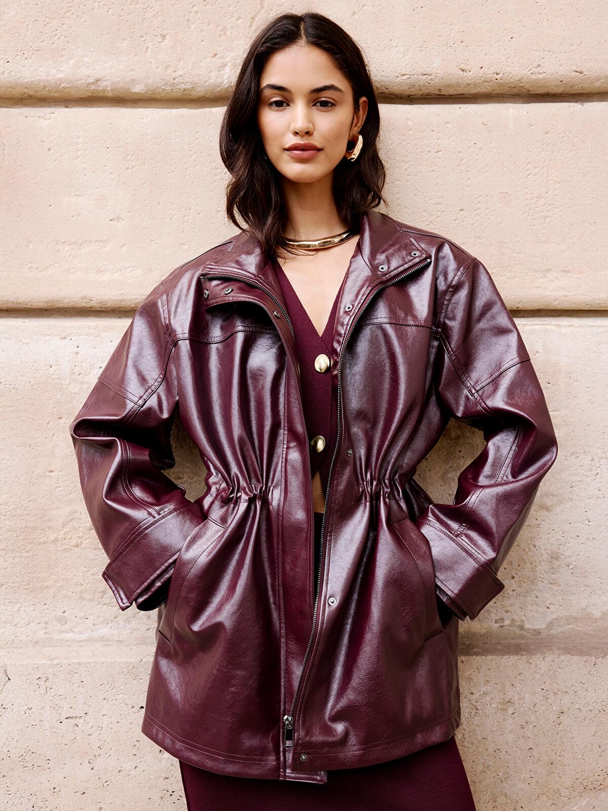 LCWAIKIKI Classic Dik Yaka Oversize Kadın Deri Görünümlü Mont