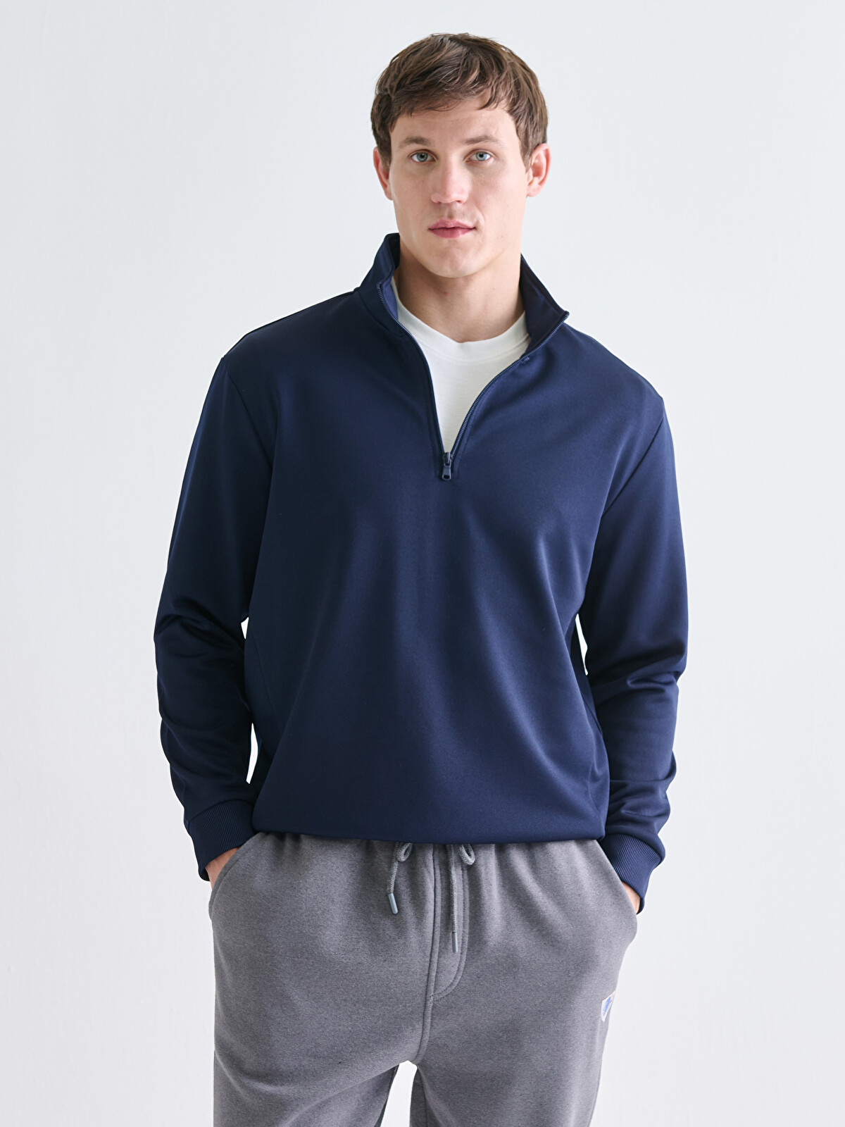LC WAIKIKI Loose Fit Stand Collar Long Sleeve Men's Sweatshirt