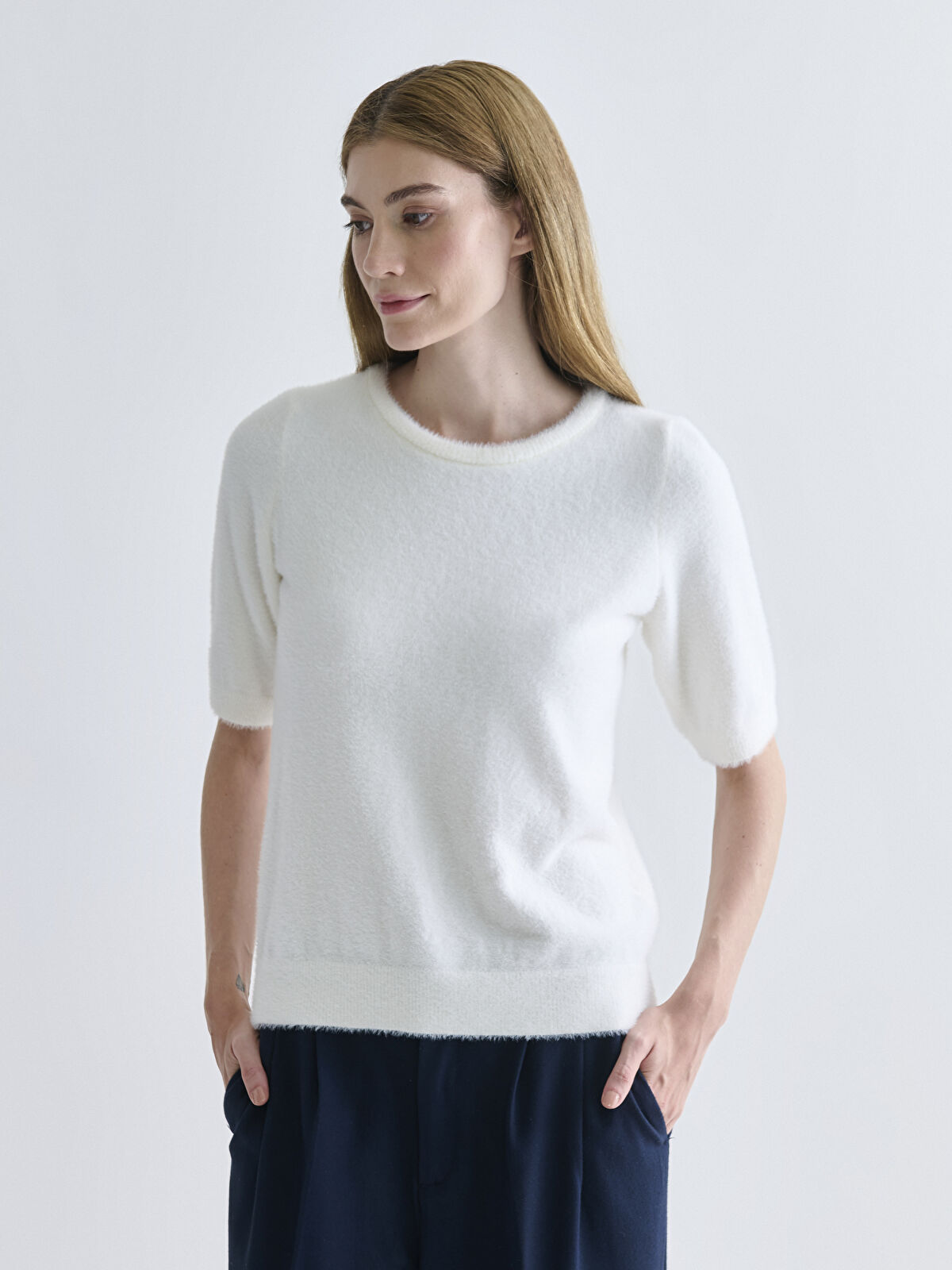 LCWAIKIKI Classic Crew Neck Women's Knitwear Sweater - W5IO39Z8