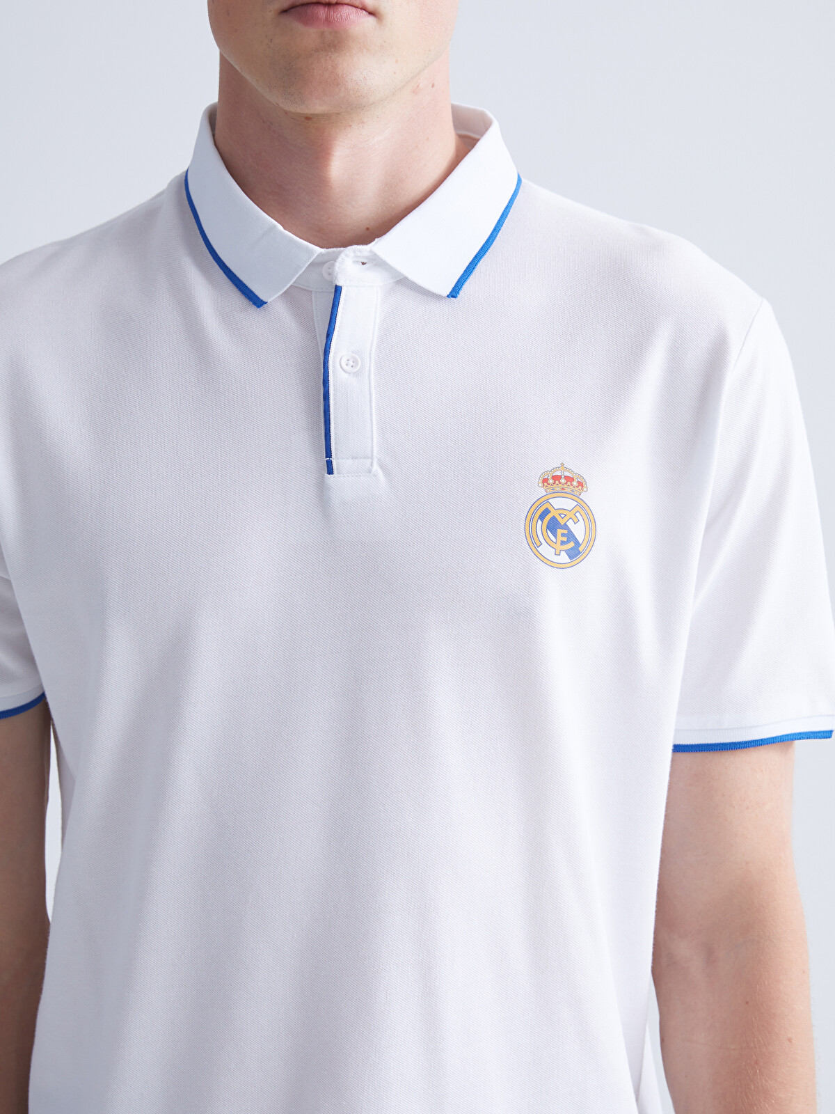 XSIDE ACTIVE Beyaz Polo Yaka Real Madrid Baskılı Erkek Taraftar