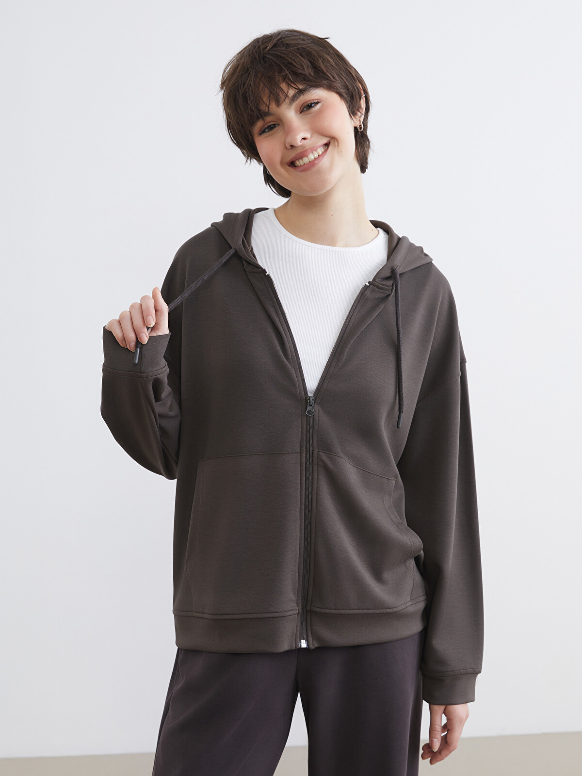 KOOR SPORT Haki Kapüşonlu Soft Touch Kadın Fermuarlı Sweatshirt