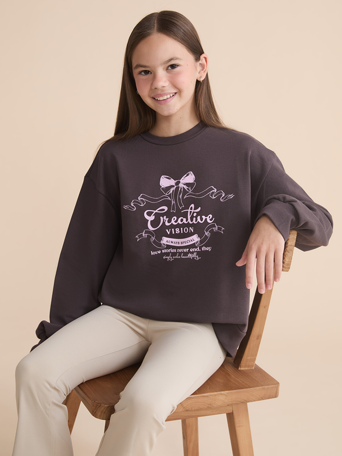 LCW Kids Bisiklet Yaka Baskılı Kız Çocuk Sweatshirt - W5K132Z4-HSK