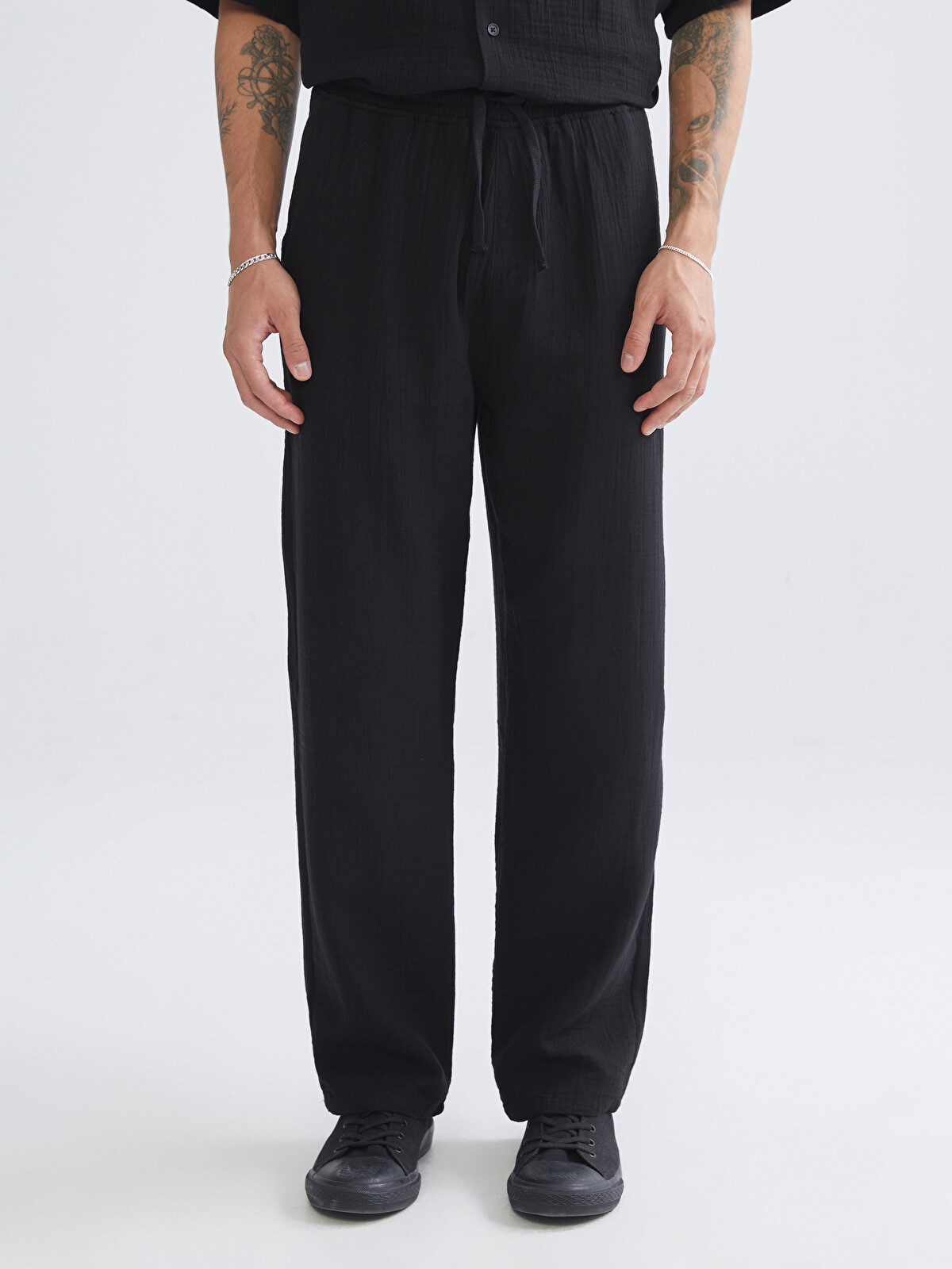 XSIDE Relaxed Fit Men's Trousers - W5KA82Z8-RQL | LC Waikiki