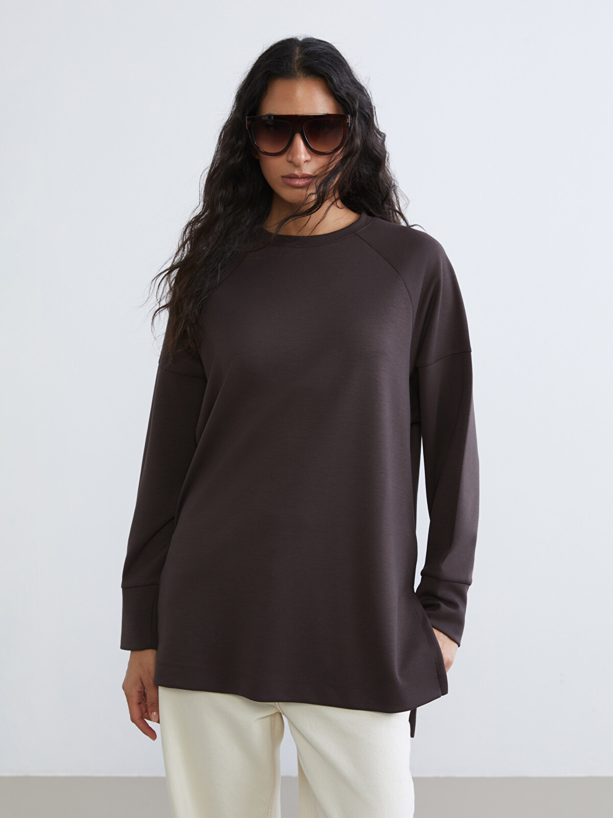 LCW Modest Kahverengi Bisiklet Yaka Oversize Kadın Sweatshirt