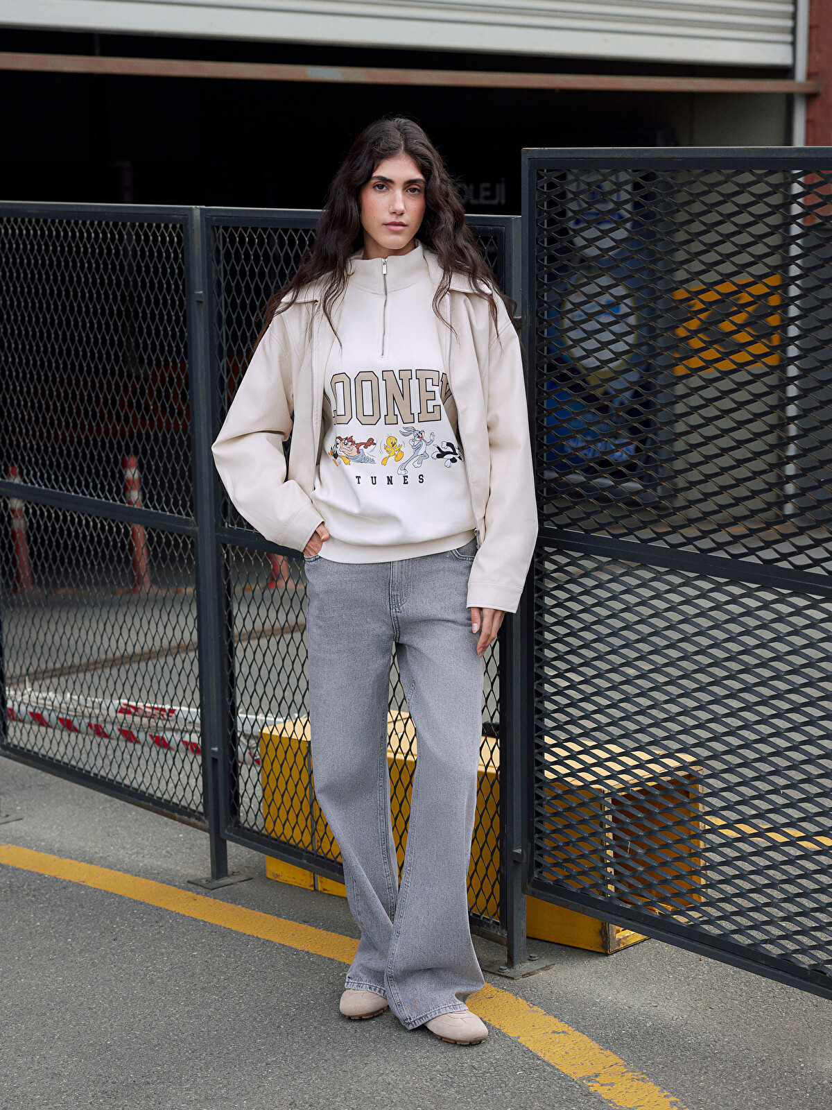 【正規品】Wildbeat Boxy Top XS XSIDE Bugs Bunny Baskılı Oversize Kadın Kalın Sweatshirt