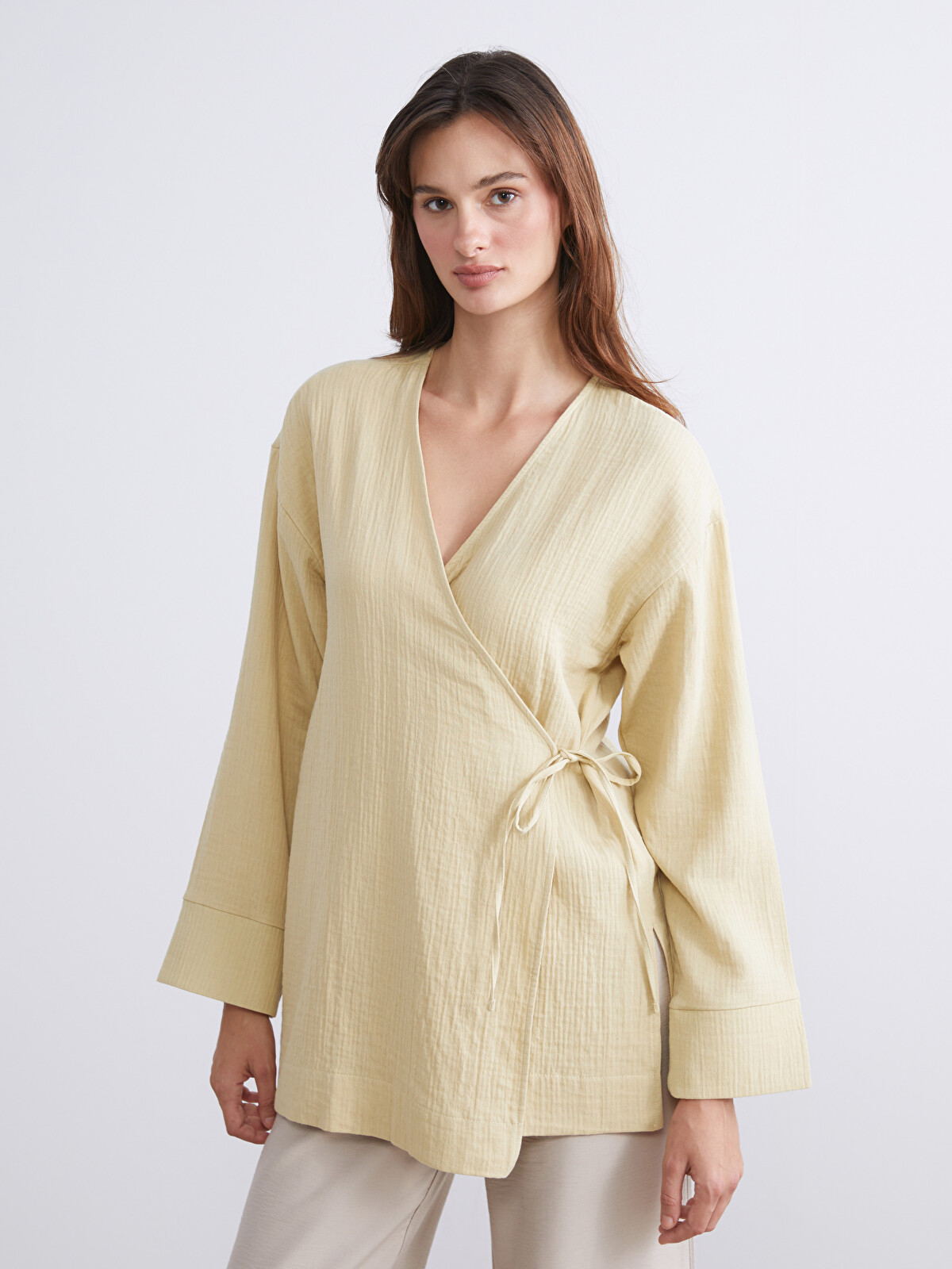 LCWAIKIKI Classic Haki Kruvaze Yaka Dokulu Kadın Kimono - W5L392Z8