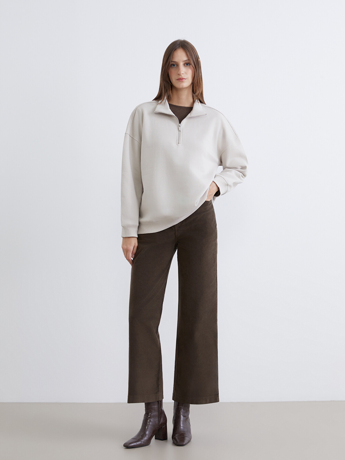 LCW EVERYDAY Dik Yaka Oversize Kadın Kalın Sweatshirt - W5M541Z8