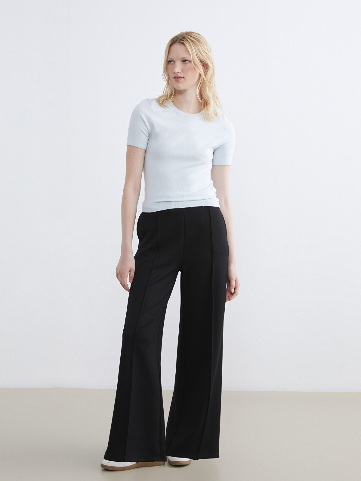 LCW Comfort Women's Sweatpants with Elastic Waist - W5M856Z8-CVL