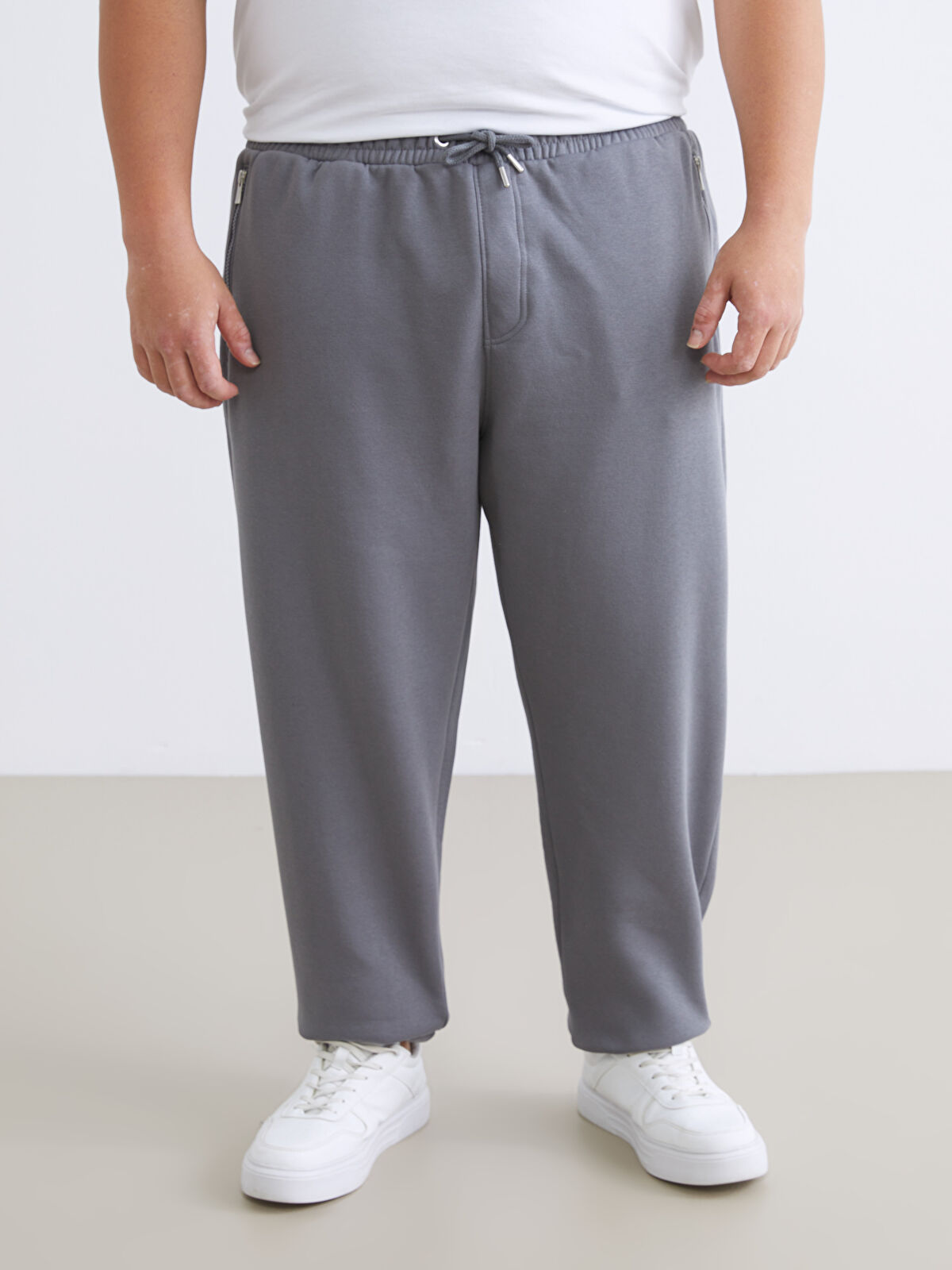 LCWAIKIKI Classic Plus Size Men's Jogger Sweatpants - W5MD26Z8-SJK