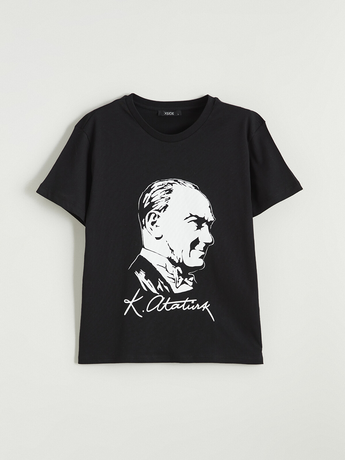 XSIDE Bisiklet Yaka Atatürk Temalı Kadın Tişört - W5N100Z8-CVL