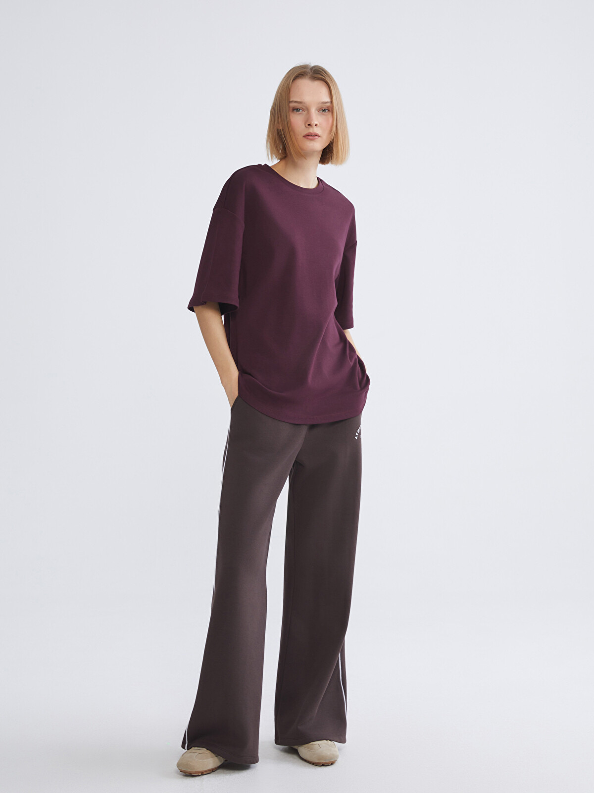 XSIDE Crew Neck Oversize Women's T-shirt - W5NC53Z8-ZHP | LC Waikiki