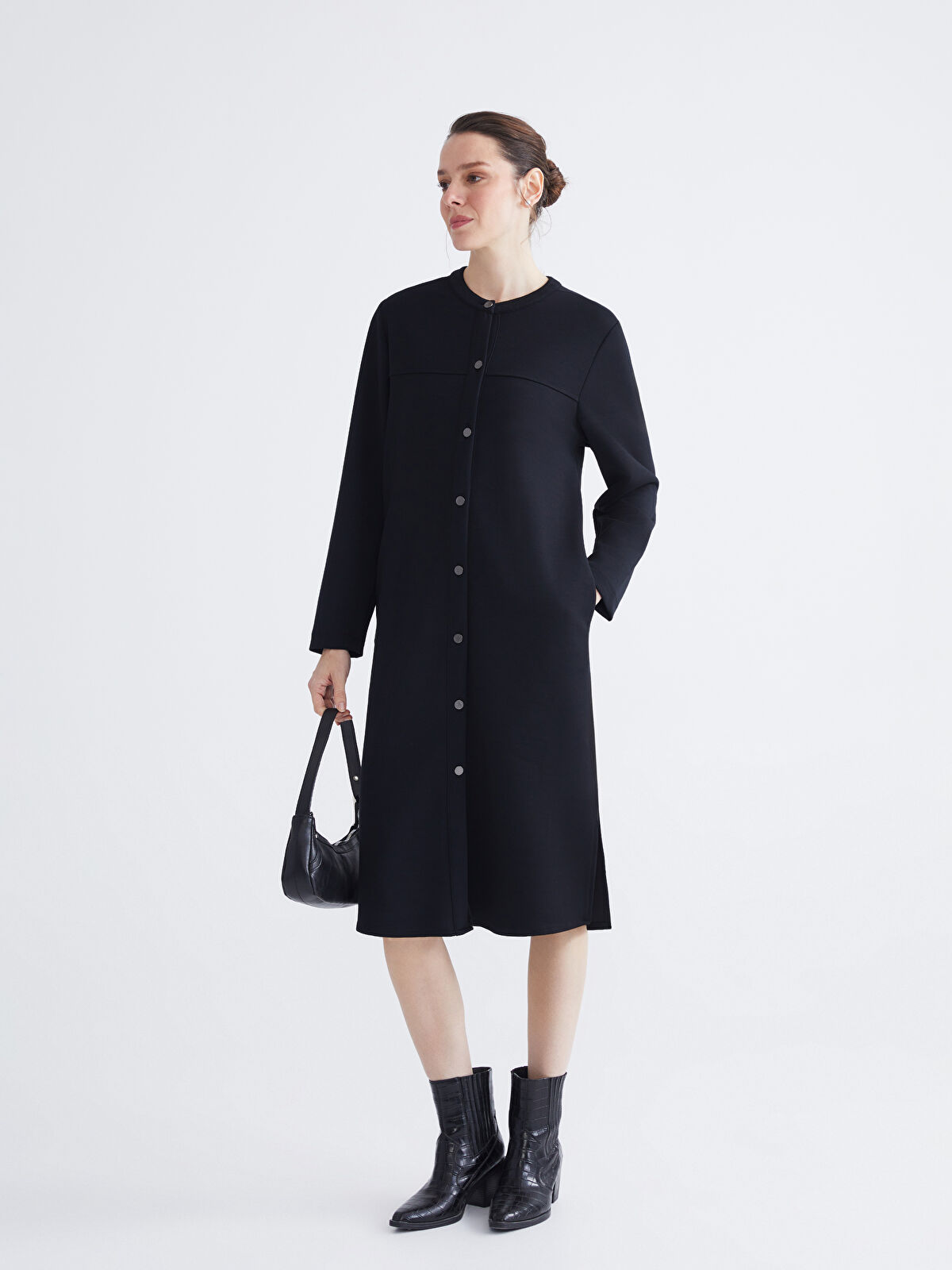 LCW Grace Siyah Bisiklet Yaka Modal Karışımlı Kadın Ferace