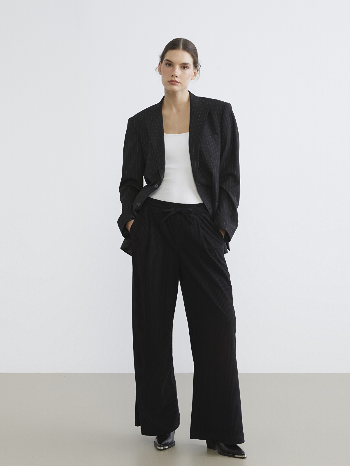 Pelvis Walking Pants Mサイズウエスト黒 LCW Vision Elastic Waist Velvet Women's Trousers - W5NR24Z8-CVL