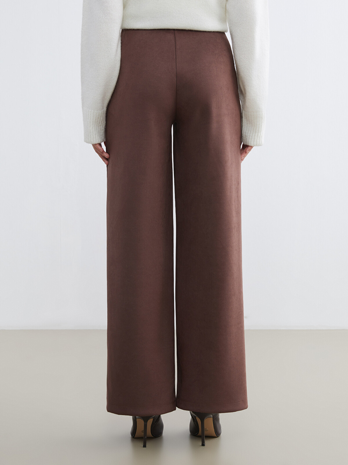 LCW Modest Kahverengi Standart Fit Kadın Süet Görünümlü Pantolon