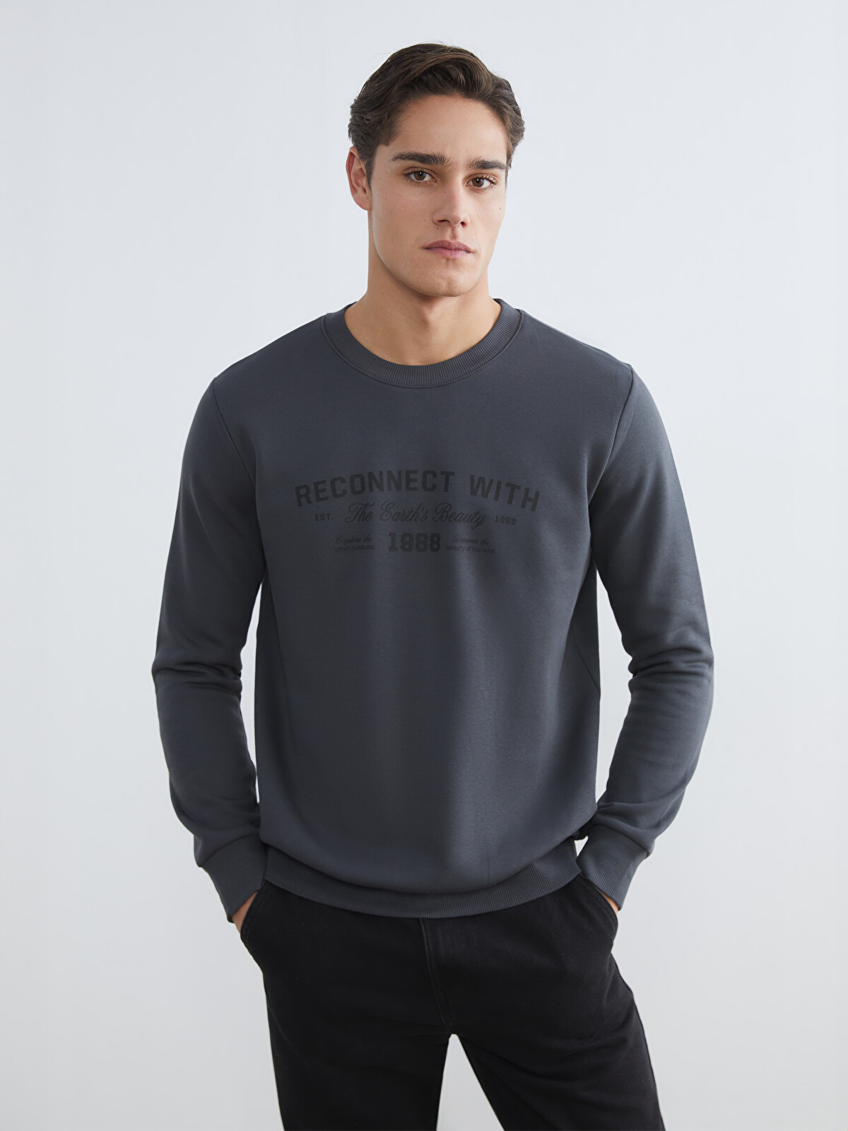 LCWAIKIKI Classic Bisiklet Yaka Erkek Kalın Sweatshirt - W5O641Z8
