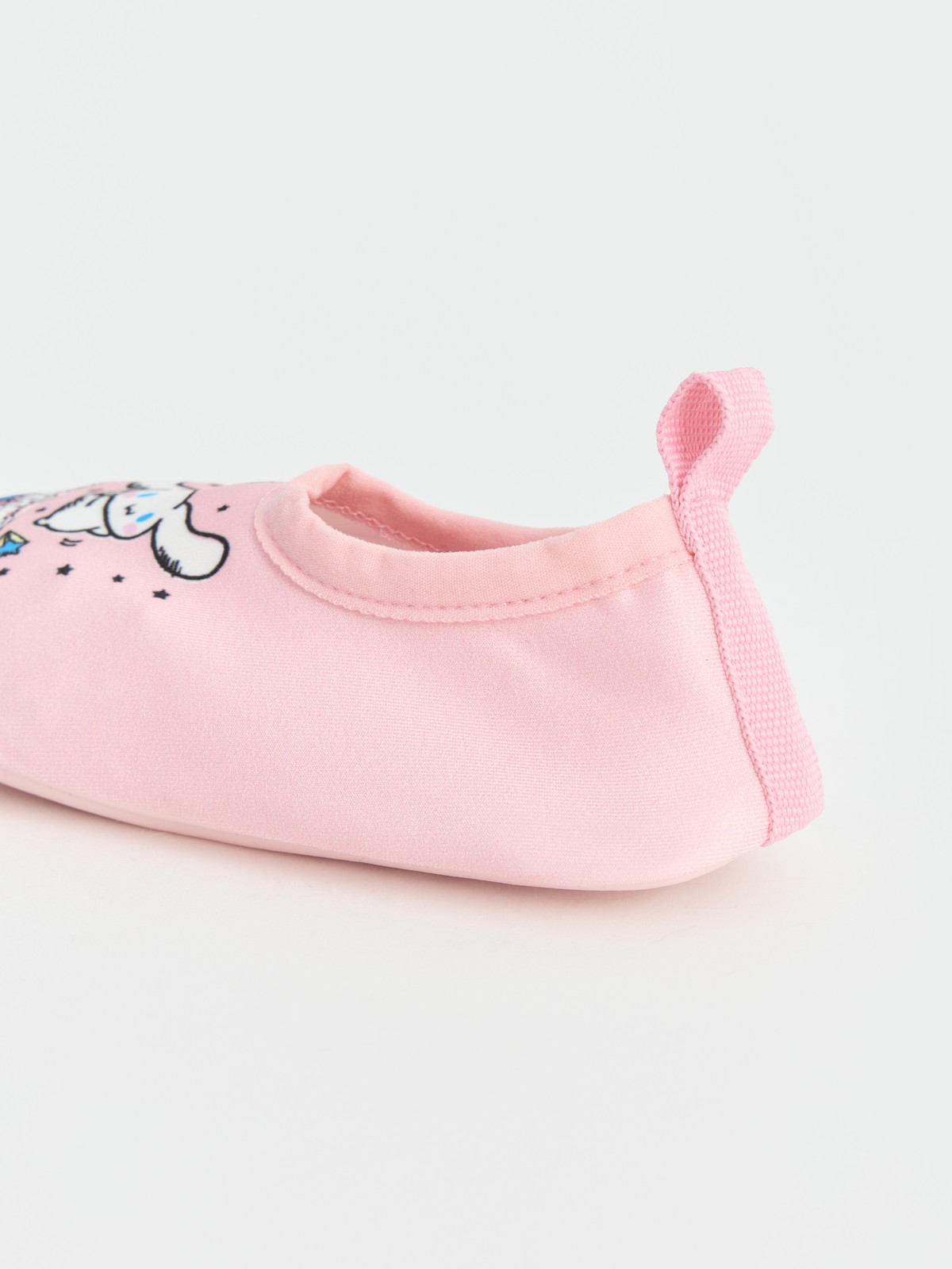 LCW STEPS Cinnamoroll Baskılı Kız Çocuk Deniz Ayakkabısı