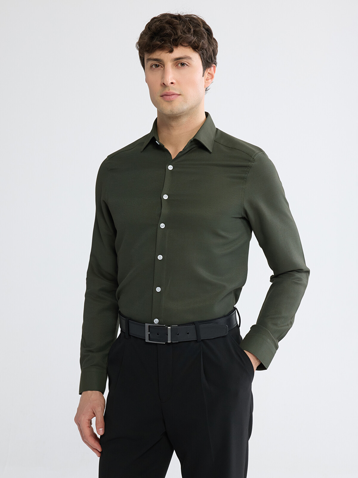 LCW BUSINESS Slim Fit Armürlü Erkek Gömlek