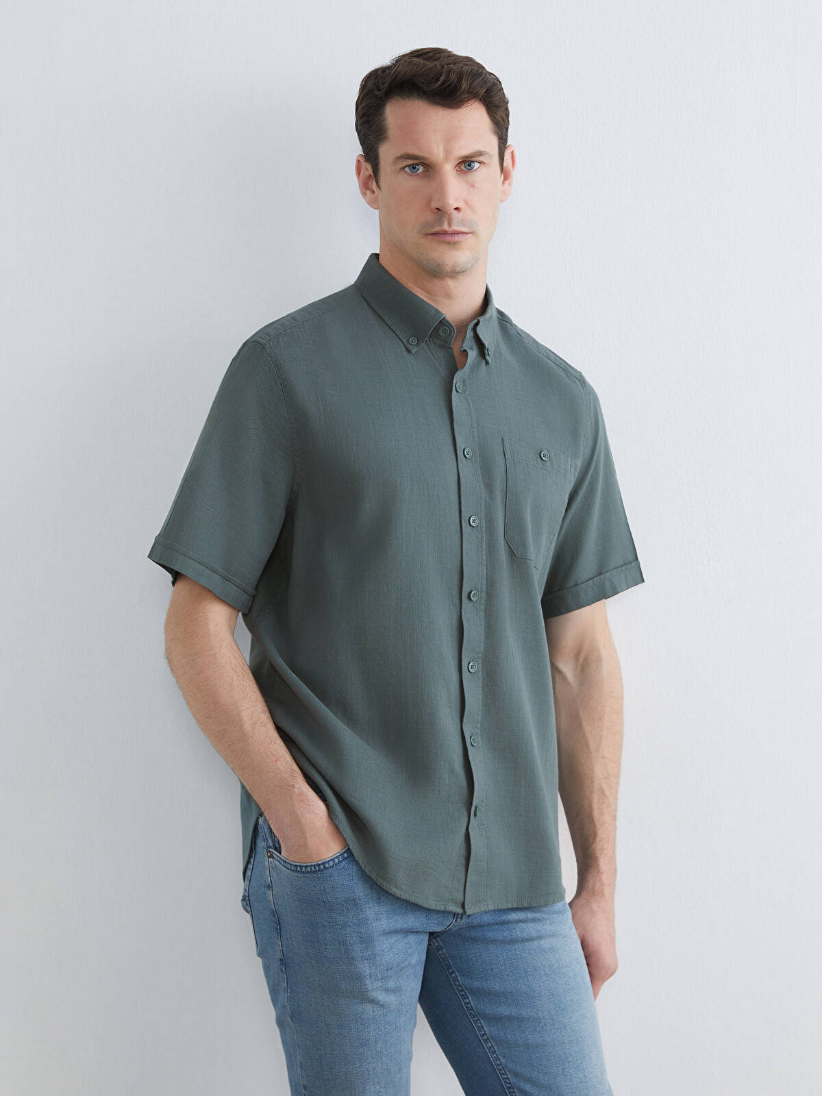 LCWAIKIKI Classic Regular Fit Poplin Erkek Gömlek