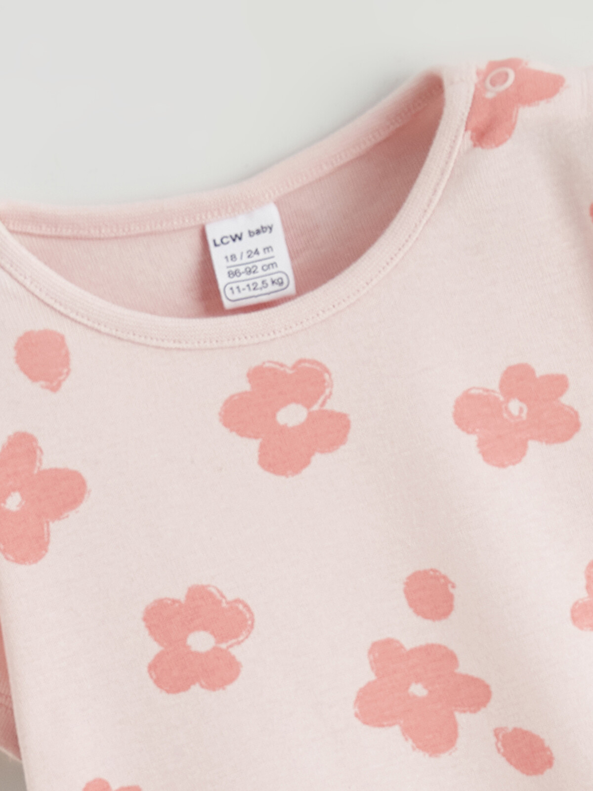 LCW baby Pembe Bisiklet Yaka Çiçek Baskılı Kız Bebek Çıtçıtlı Body