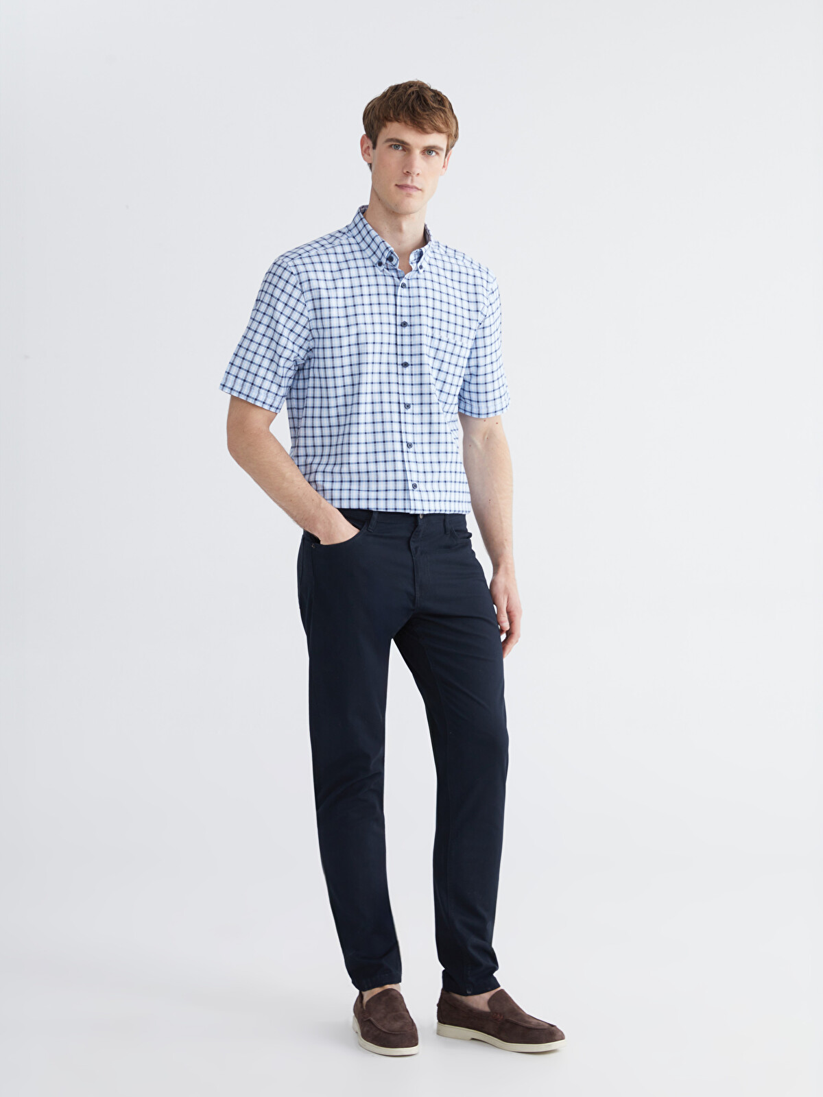 LCWAIKIKI Classic Slim Fit Gabardine Men's Chino Trousers