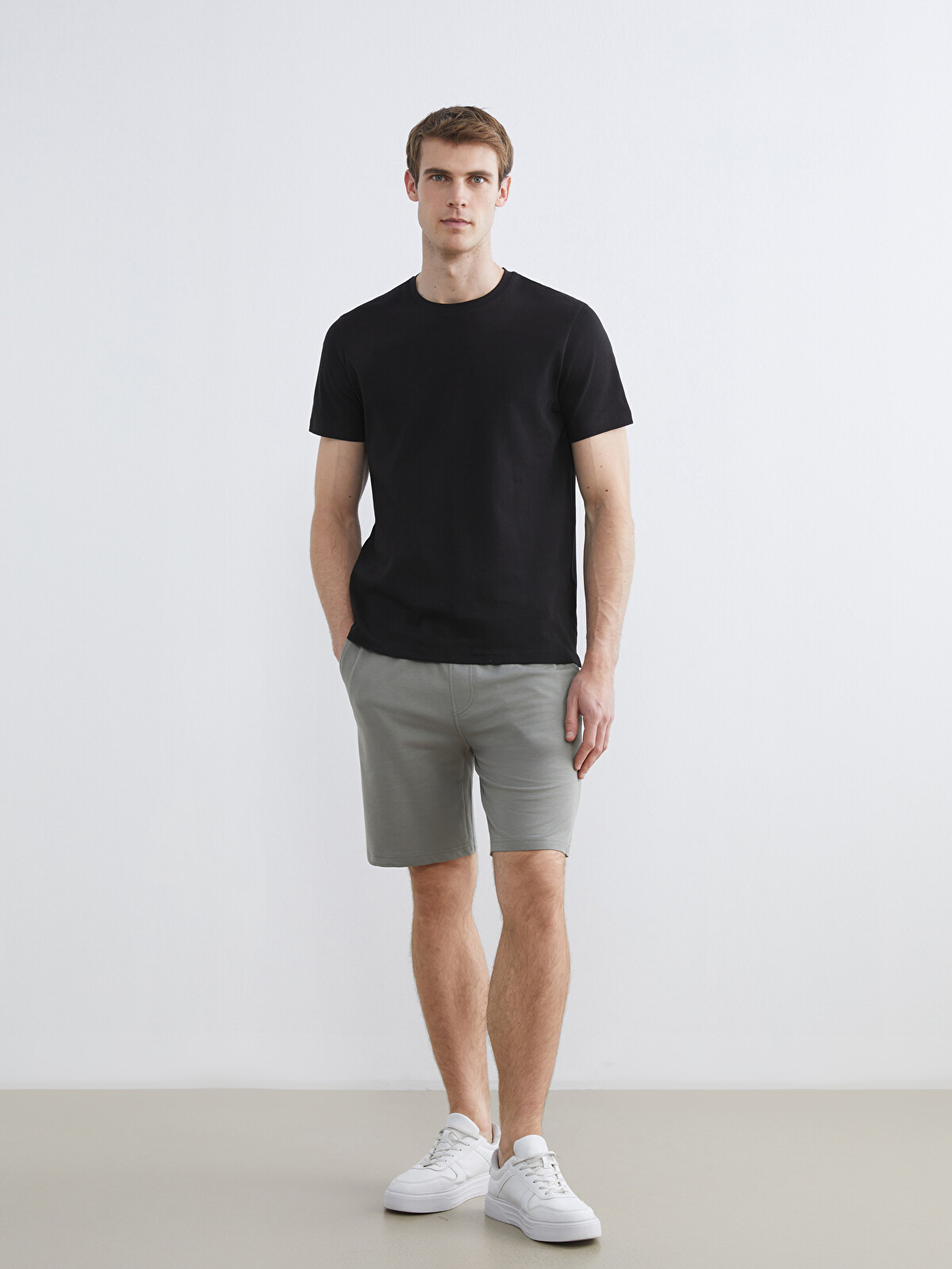 LCWAIKIKI Classic Pantaloni scurți Regular Fit pentru Bărbați