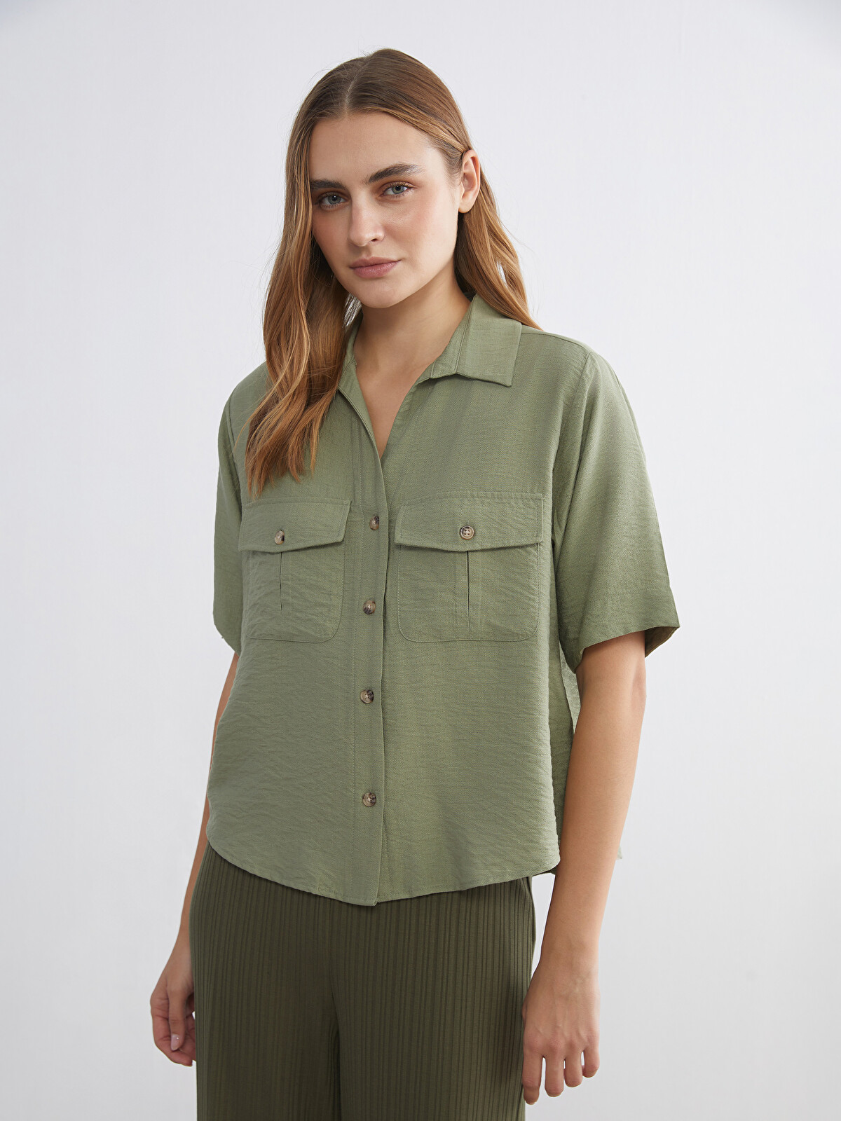 LCWAIKIKI Classic Oversize Women's Shirt - S62940Z8-Y0W | LC Waikiki