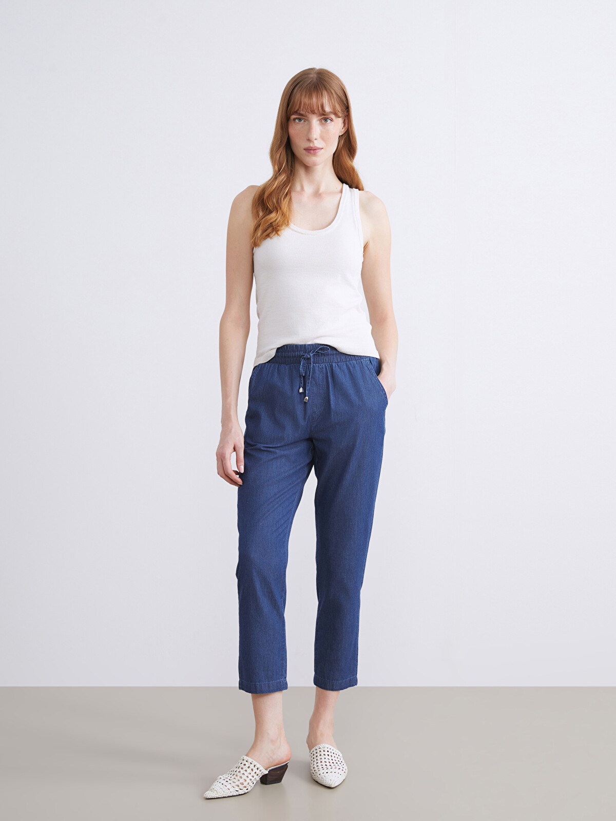 LCWAIKIKI Classic Beli Lastikli Carrot Fit Kadın Jean Pantolon