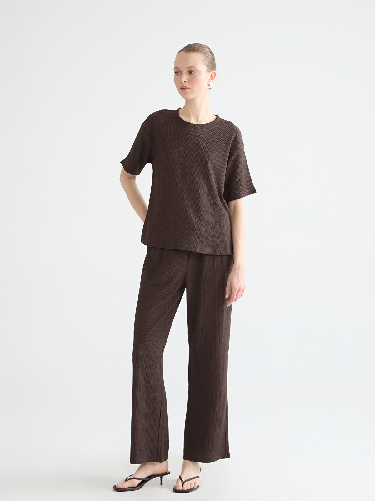 LCW Comfort Textured Women's Trousers With Elastic Waistband