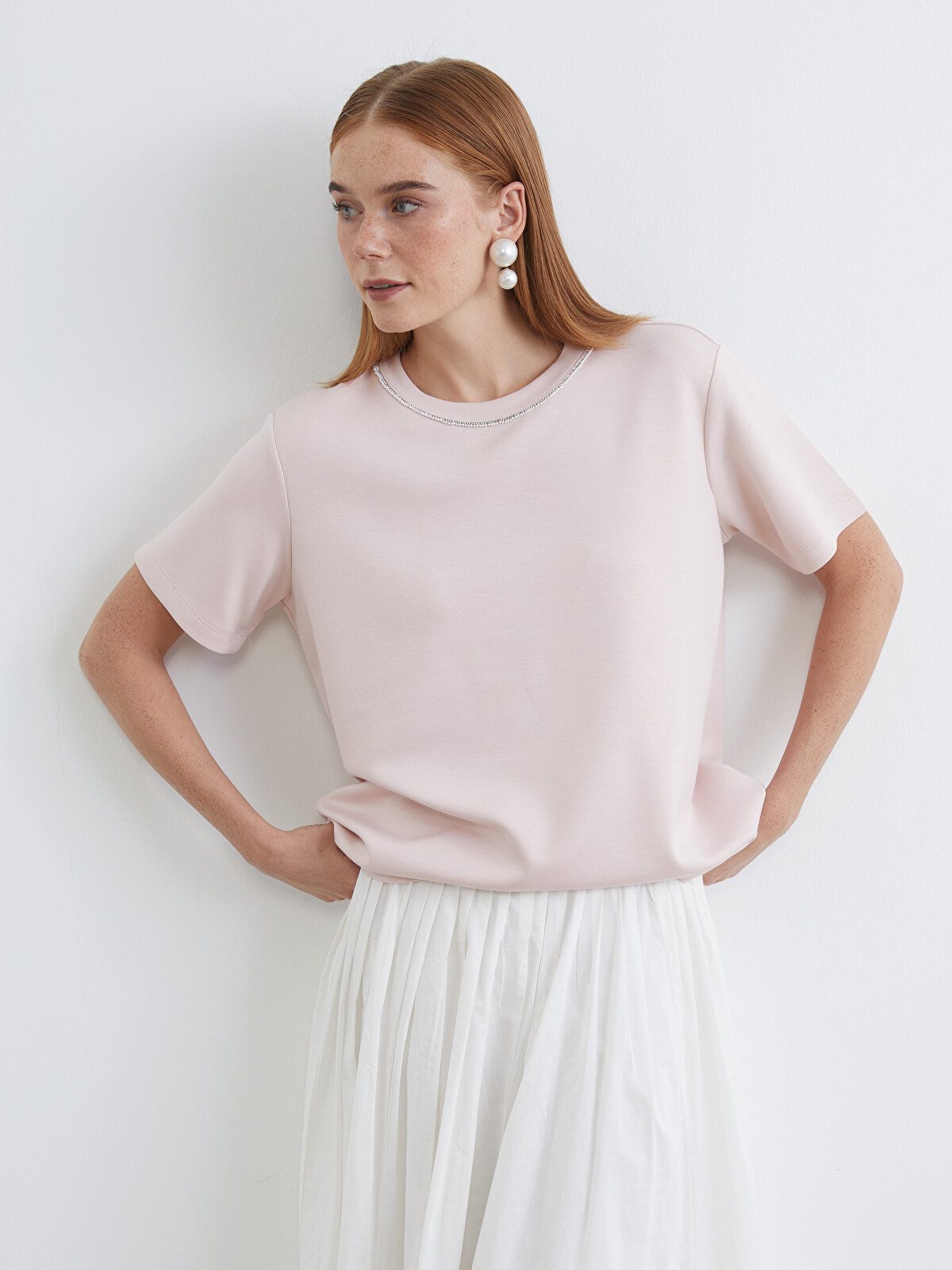 LCW Modest Crew Neck Rhinestone Blouse - S64412Z8-KTK | LC Waikiki