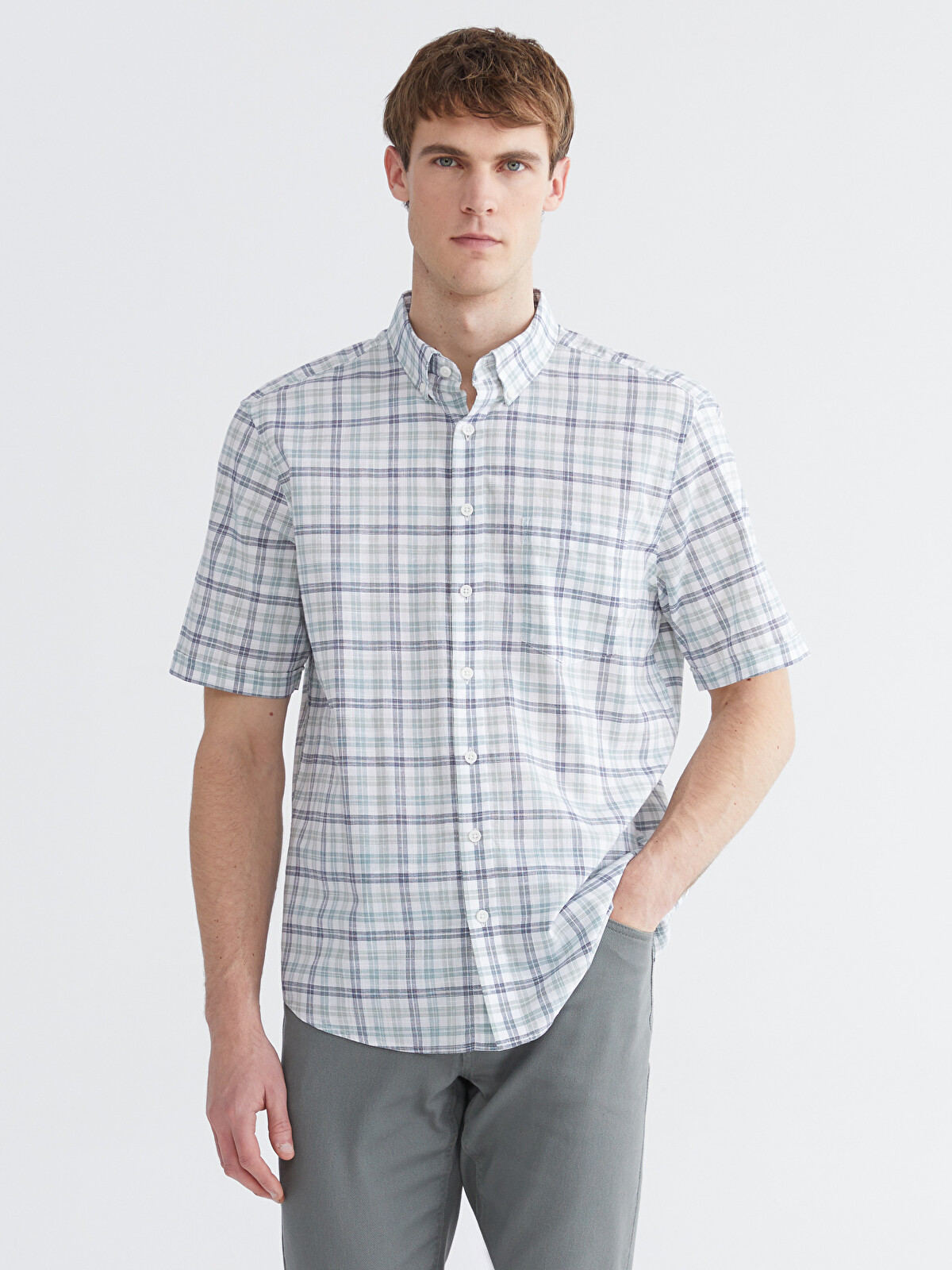 LCWAIKIKI Classic Regular Fit Plaid Poplin Men's Shirt - S64616Z8