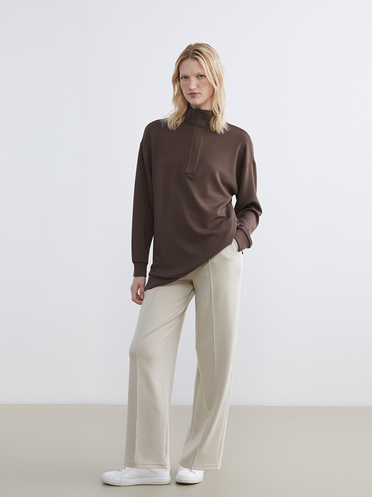 LCWAIKIKI Basic Soft Touch Women's Joggers with Elastic Waistband